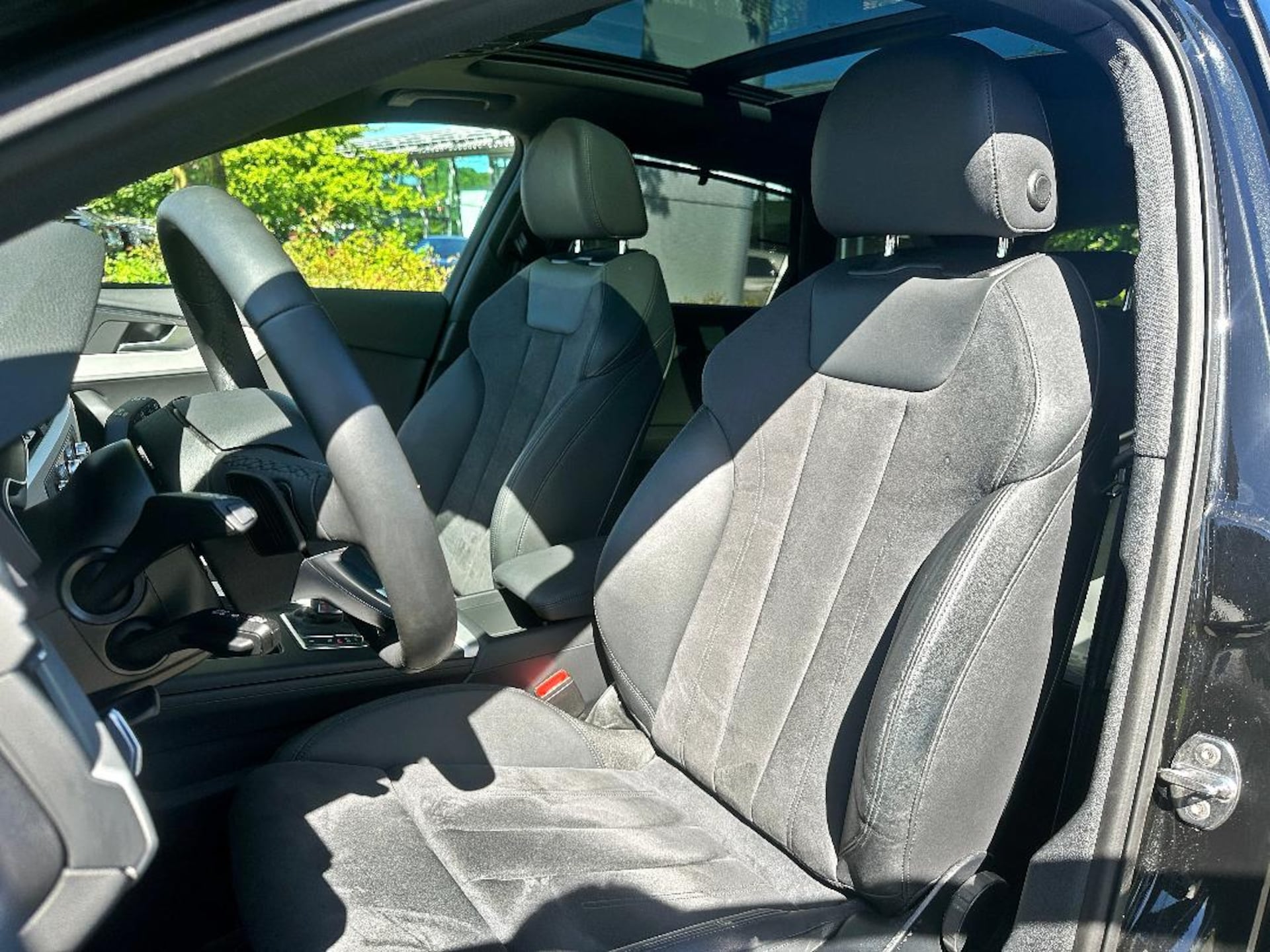Audi A4 Avant S line