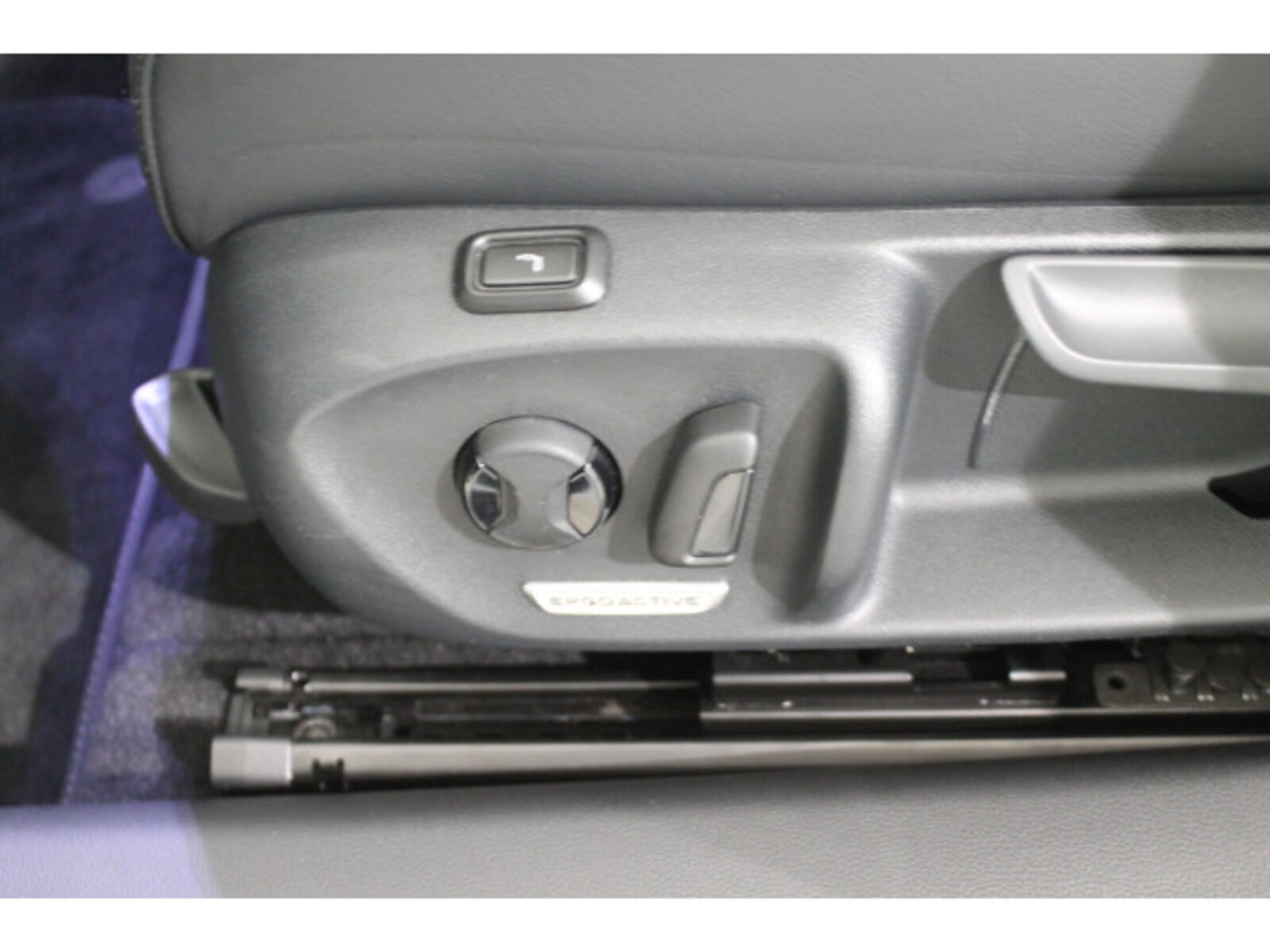 Volkswagen Passat – Bild 14