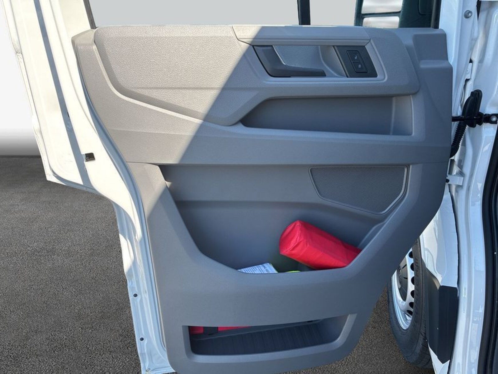Volkswagen Crafter Kasten mittlerer Radstand – Bild 19