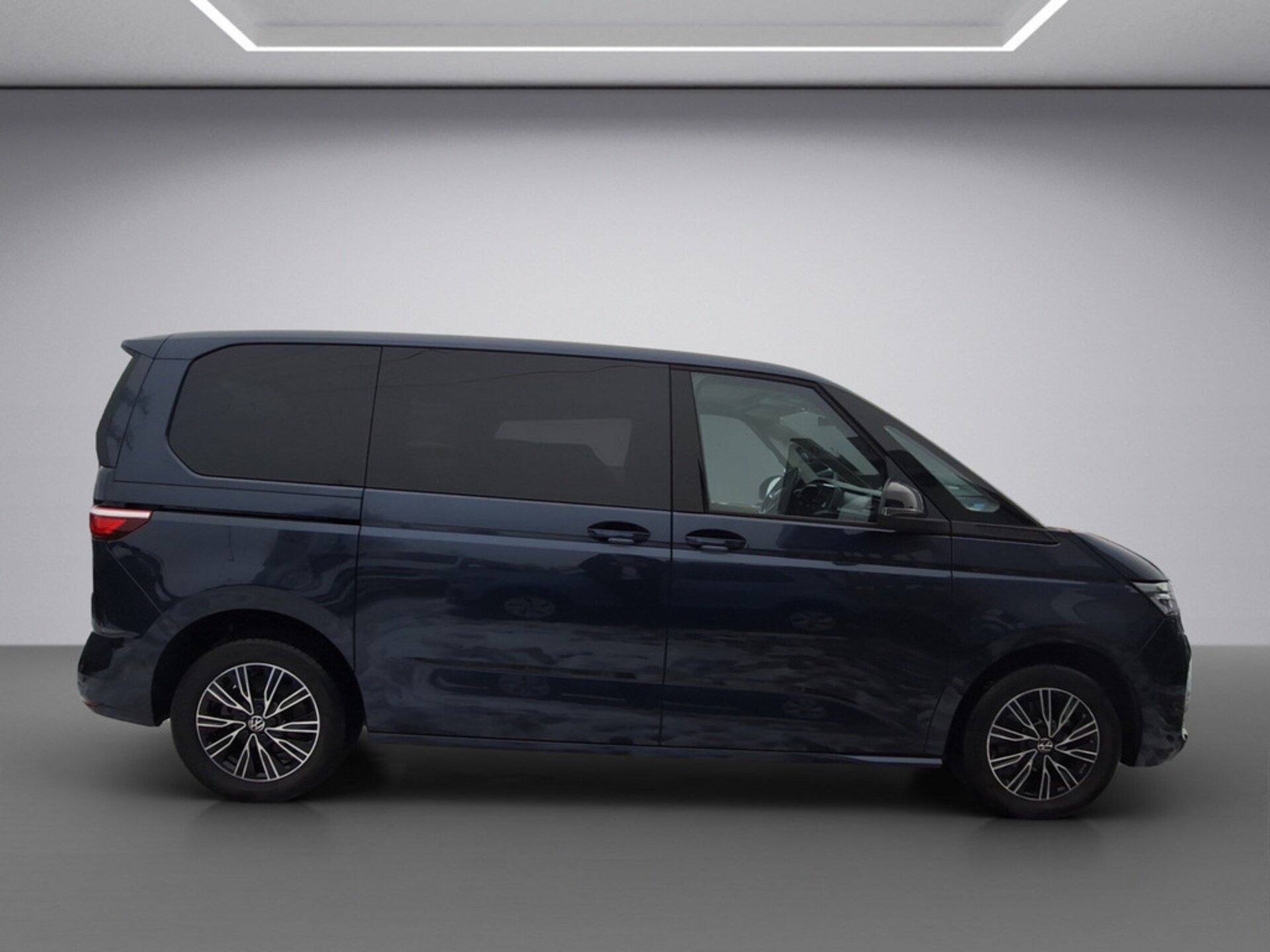 Volkswagen Multivan Basis-Modell