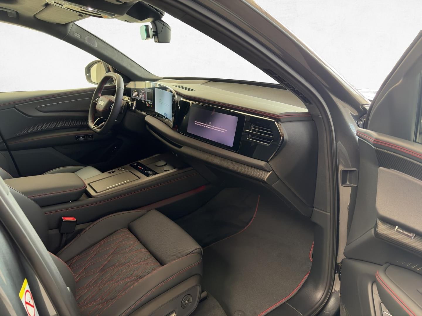 Bild über Audi Q7 SUV TDI quattro 220 kW tiptronic - für weitere Informationen kontaktieren Sie den Audi Partner