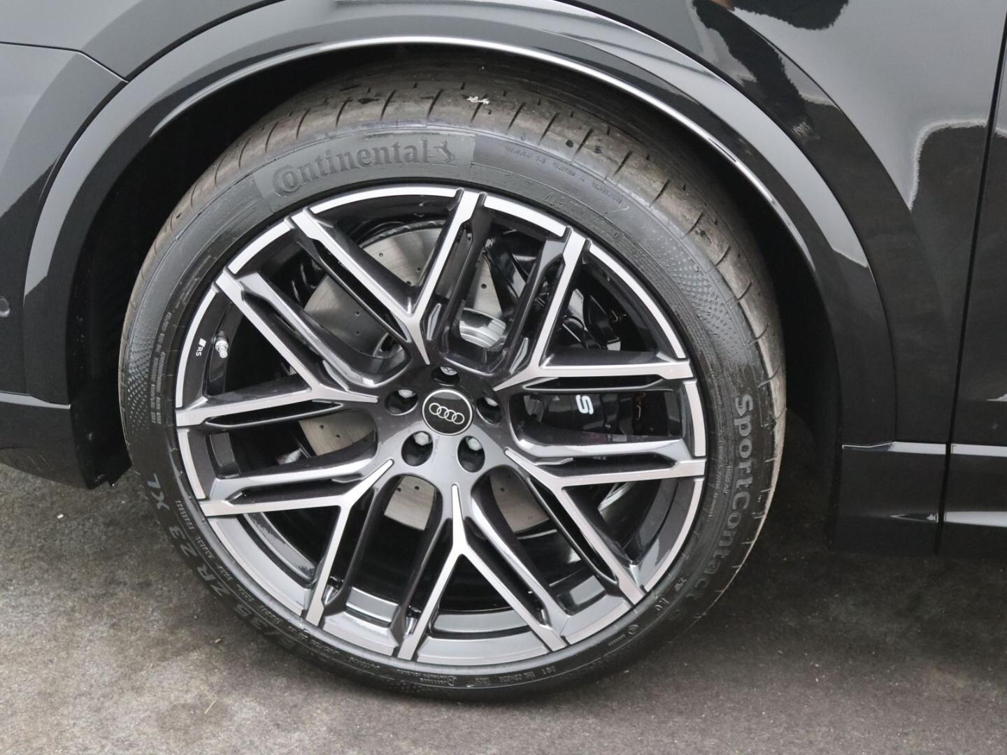 Bild über Audi RS Q8 SUV TFSI quattro tiptronic - für weitere Informationen kontaktieren Sie den Audi Partner