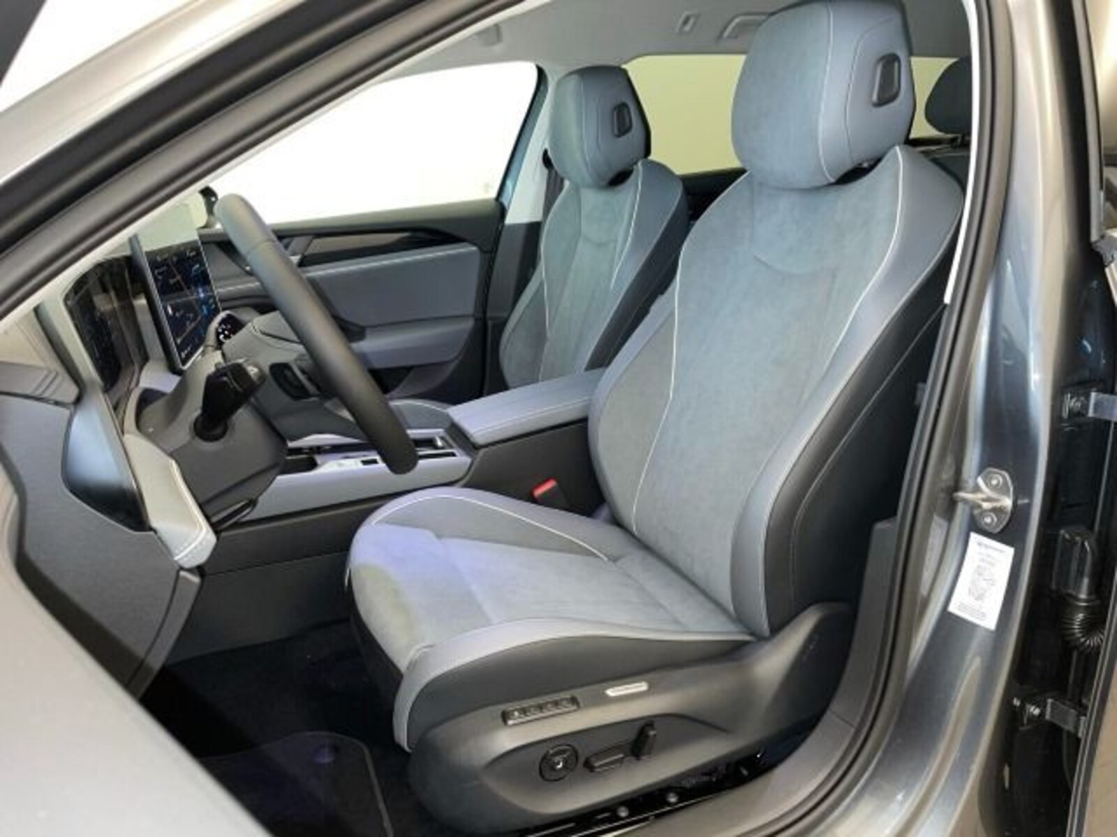 Volkswagen Passat – Bild 8