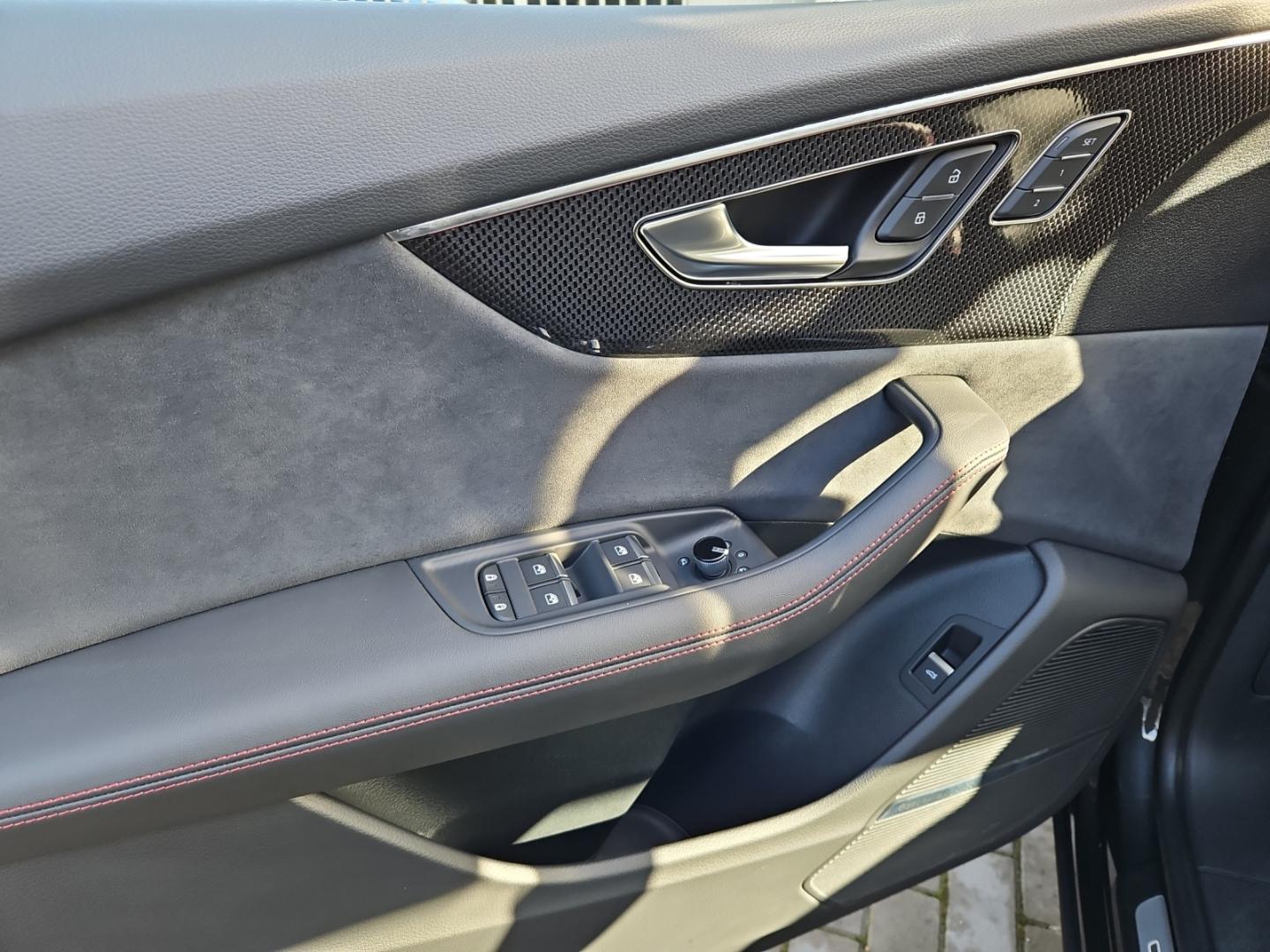 Image about Audi Q8 competition plus 55 TFSI quattro tiptronic