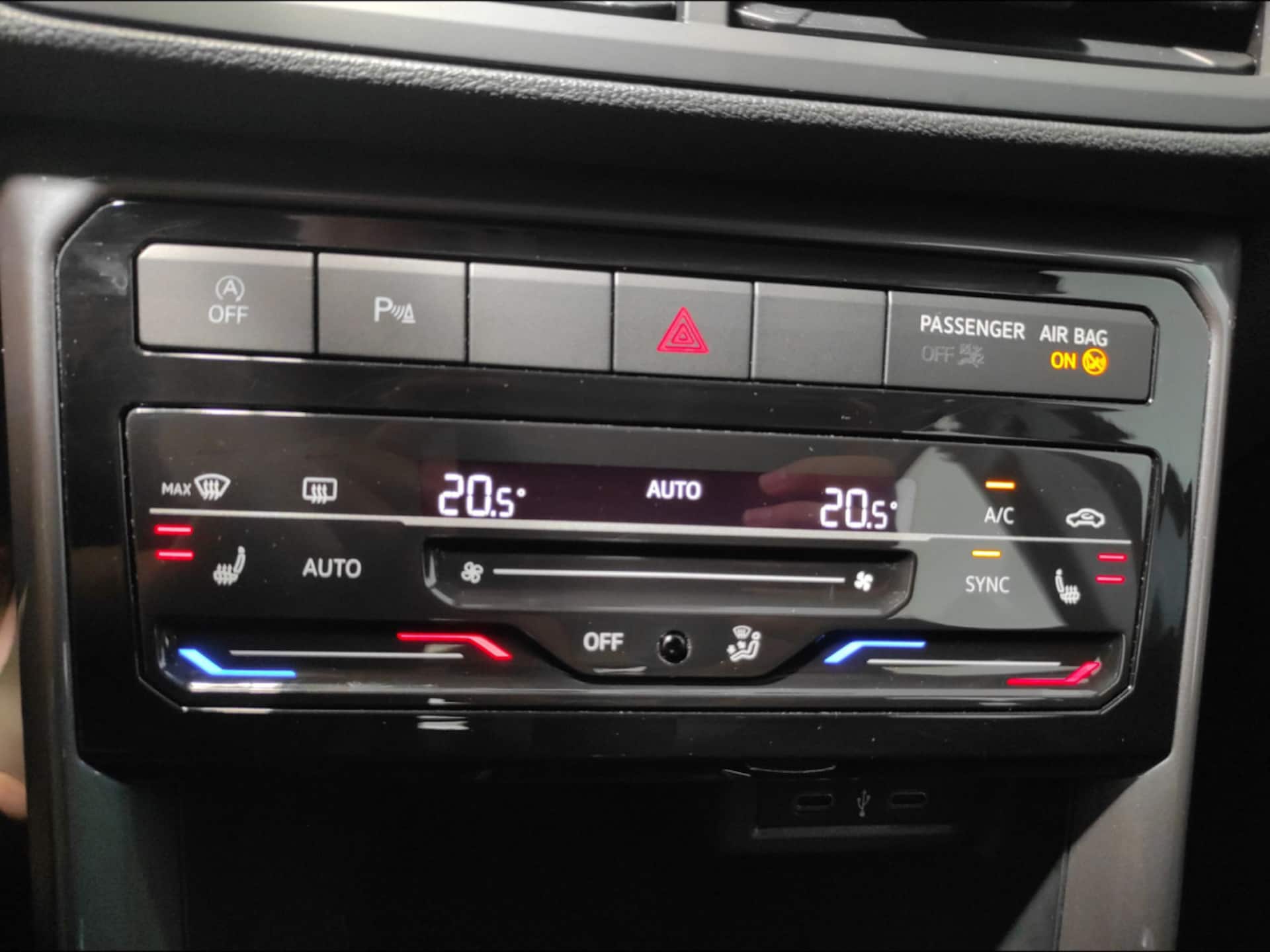 Volkswagen T-Cross Style