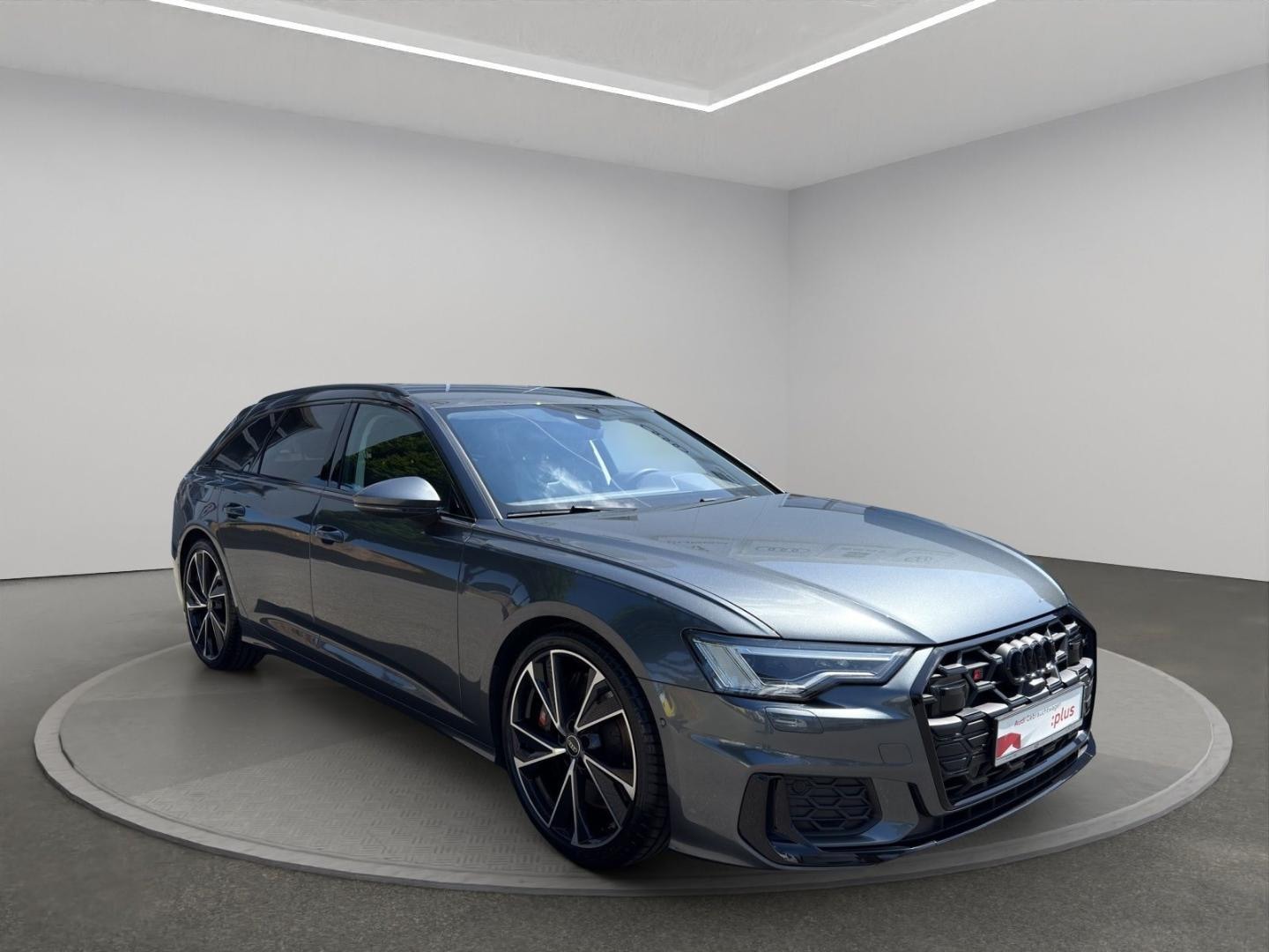 Bild über Audi S6 Avant TDI quattro tiptronic - für weitere Informationen kontaktieren Sie den Audi Partner