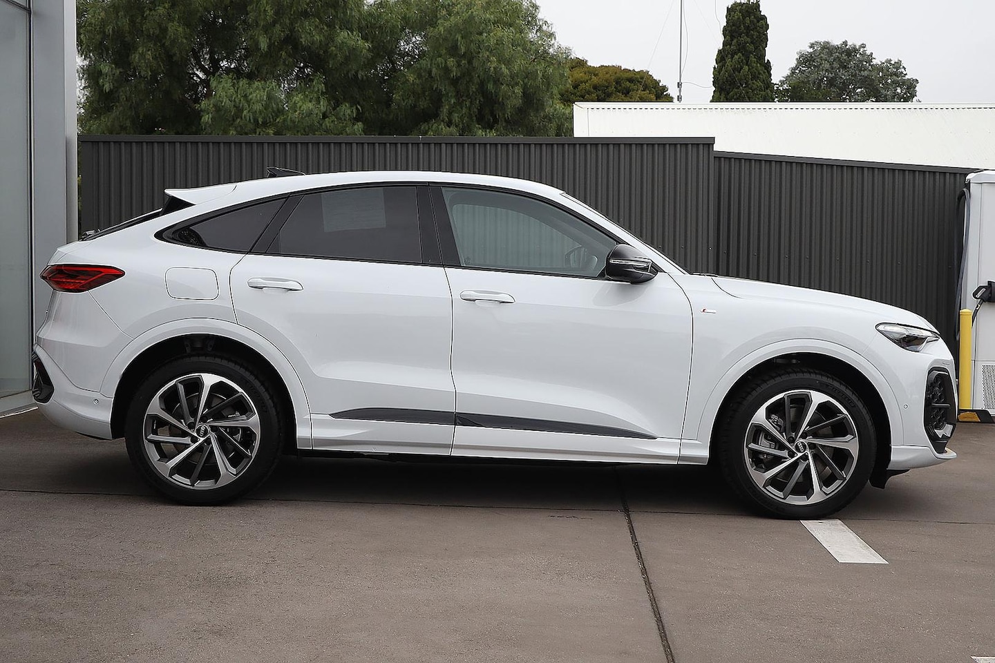 Image about Audi Q5 Sportback TDI quattro 150 kW sport