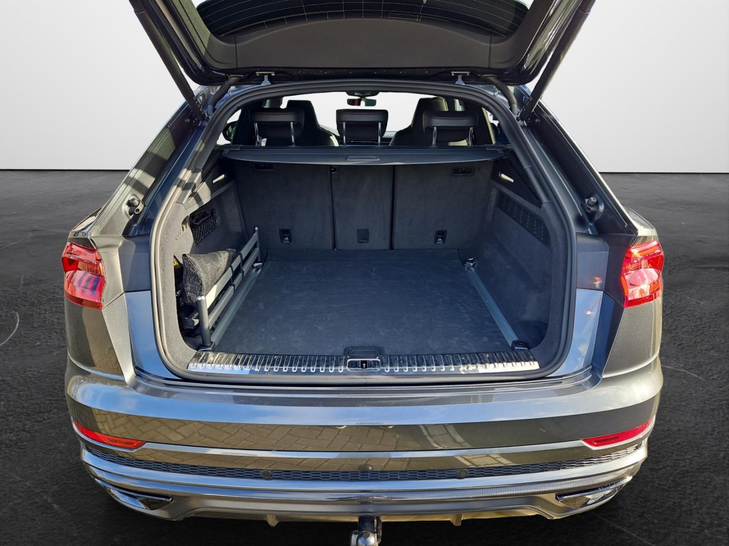 Image about Audi Q8 competition plus 55 TFSI quattro tiptronic