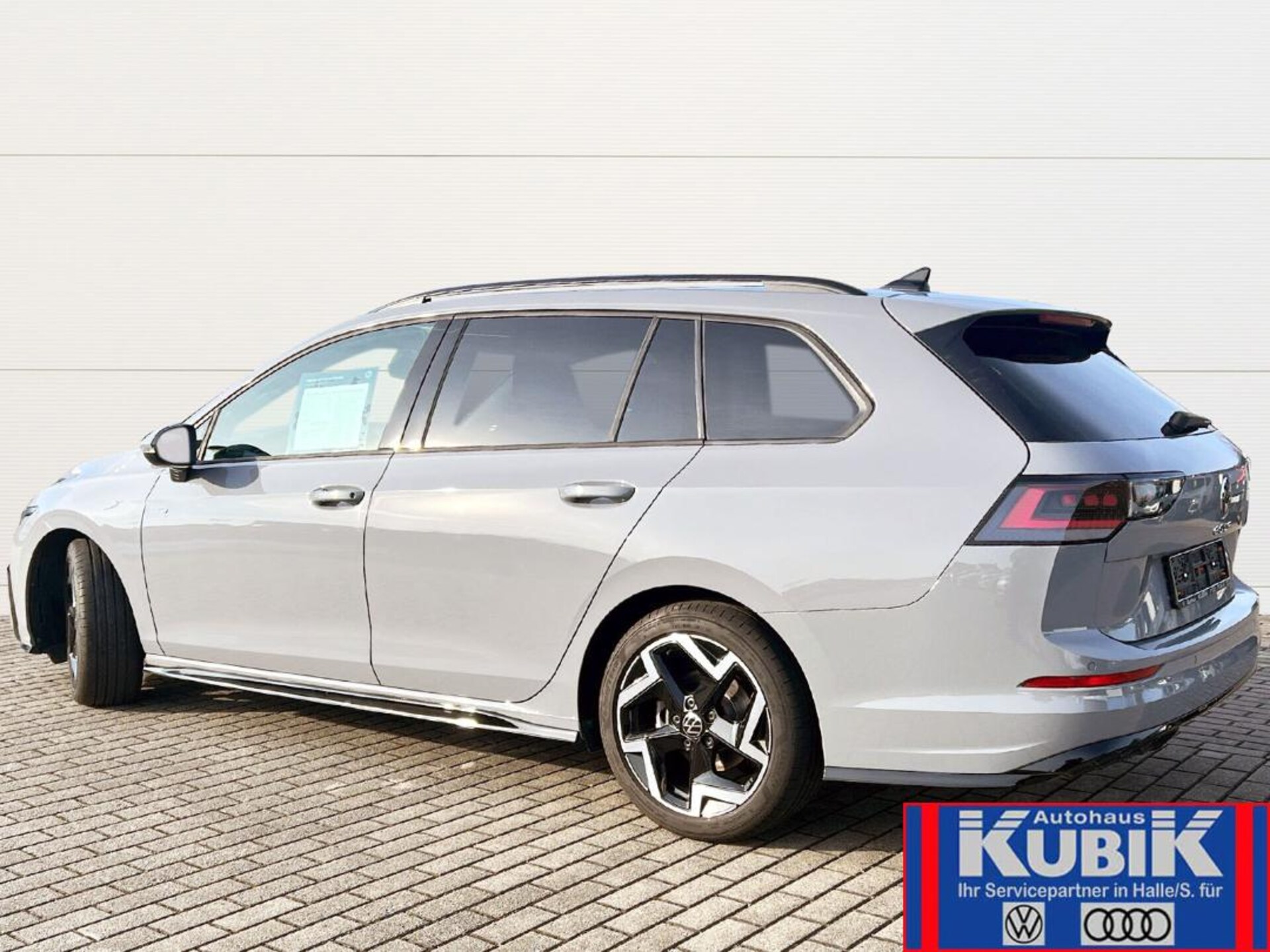 Volkswagen Golf Variant R-Line