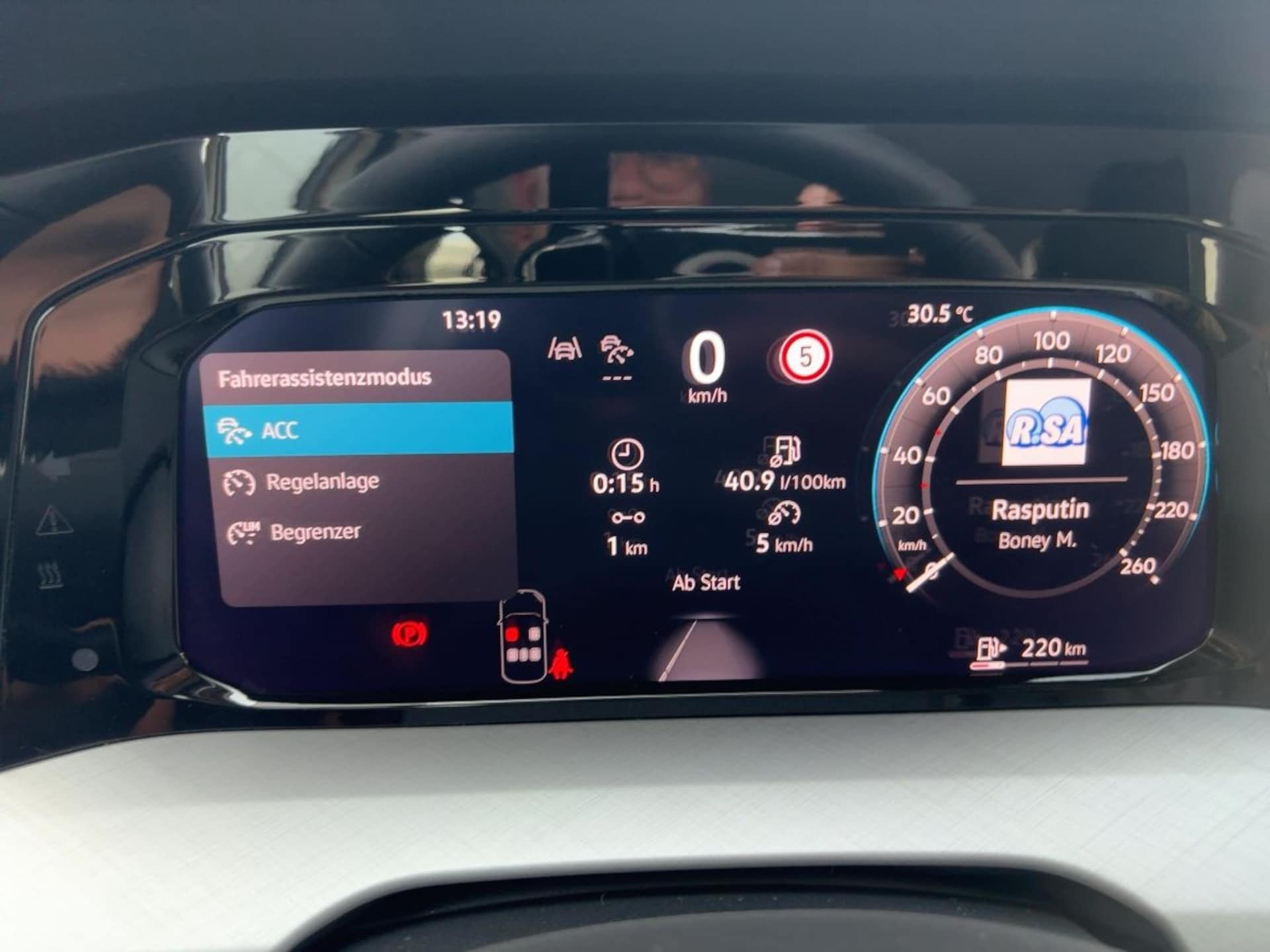 Volkswagen Golf Life