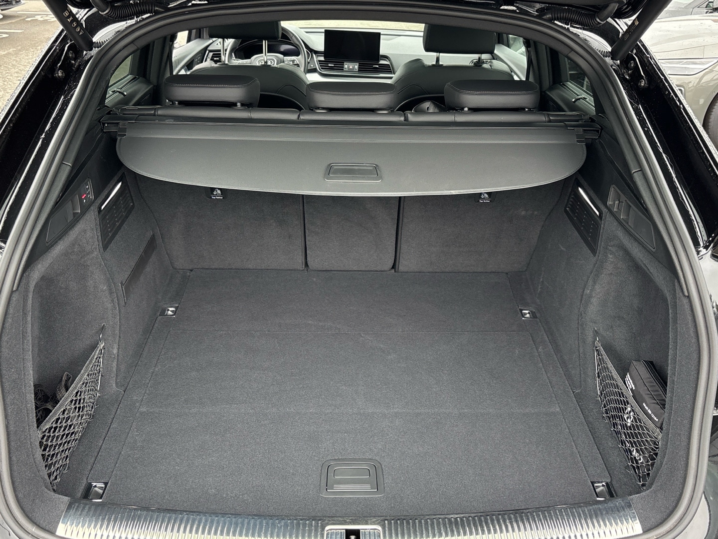 Bild über Audi Q5 Sportback 40 TDI quattro S tronic - für weitere Informationen kontaktieren Sie den Audi Partner