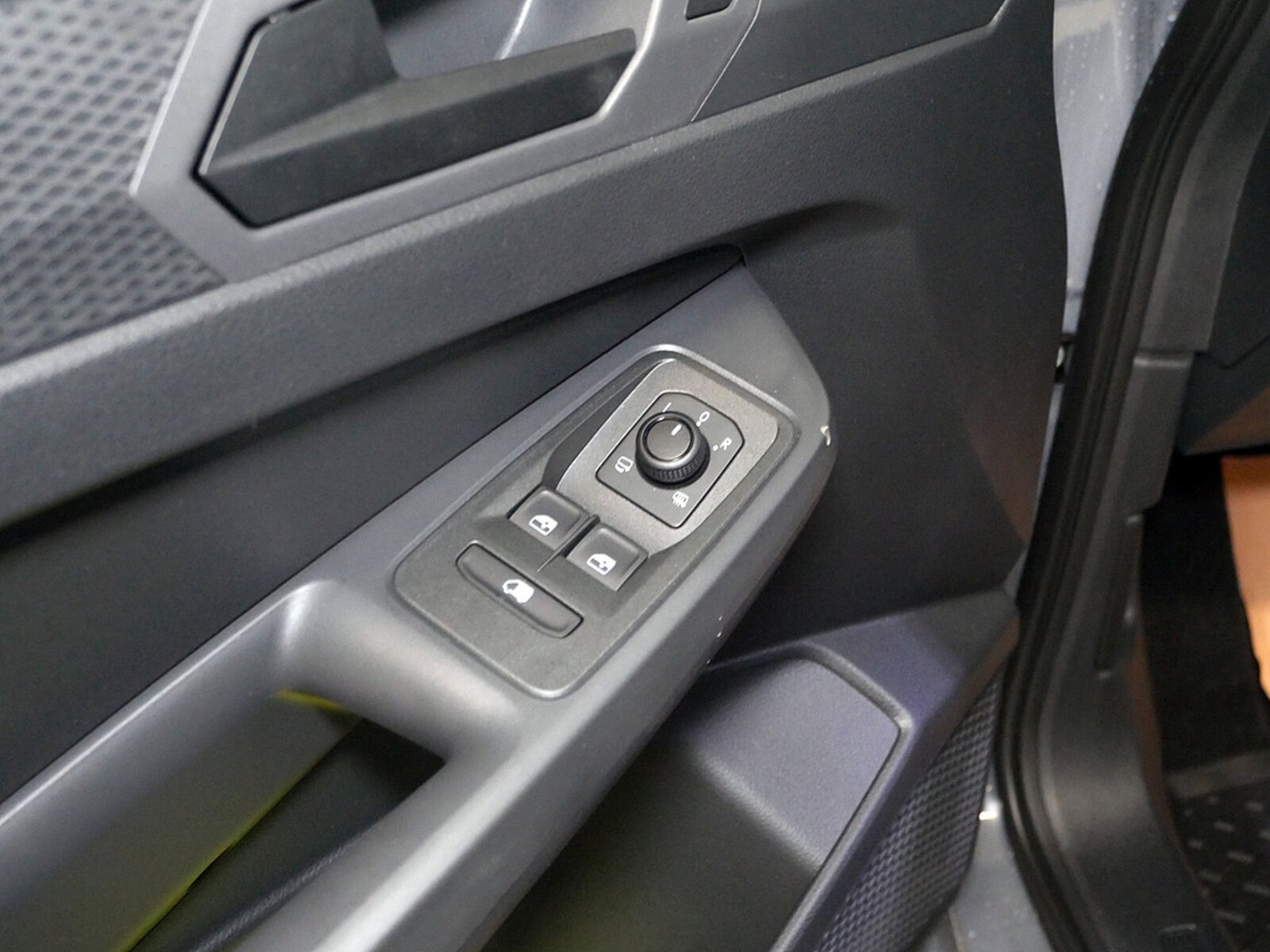 Volkswagen Caddy Cargo – Bild 14
