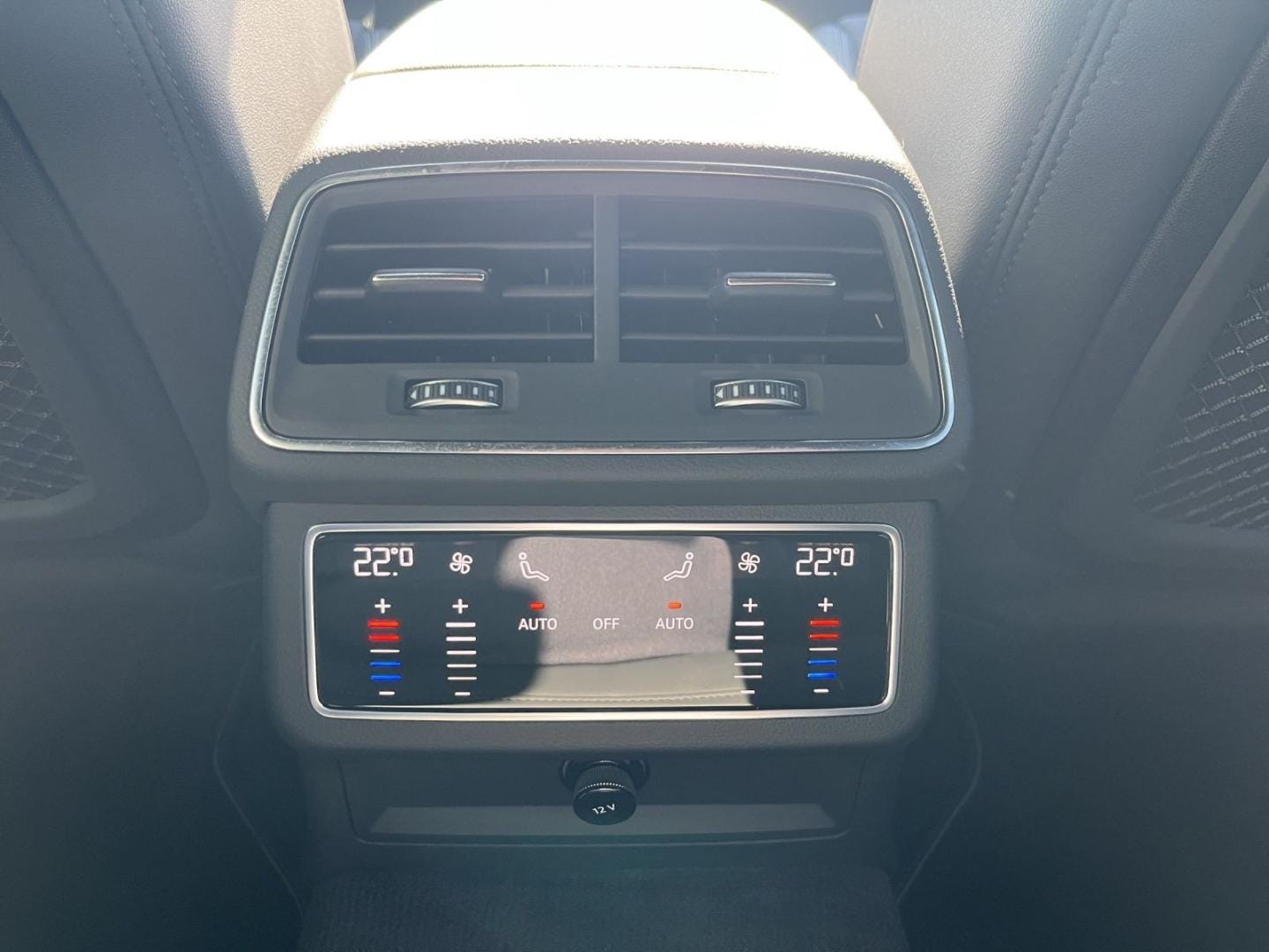Bild über Audi S6 Avant TDI quattro tiptronic - für weitere Informationen kontaktieren Sie den Audi Partner