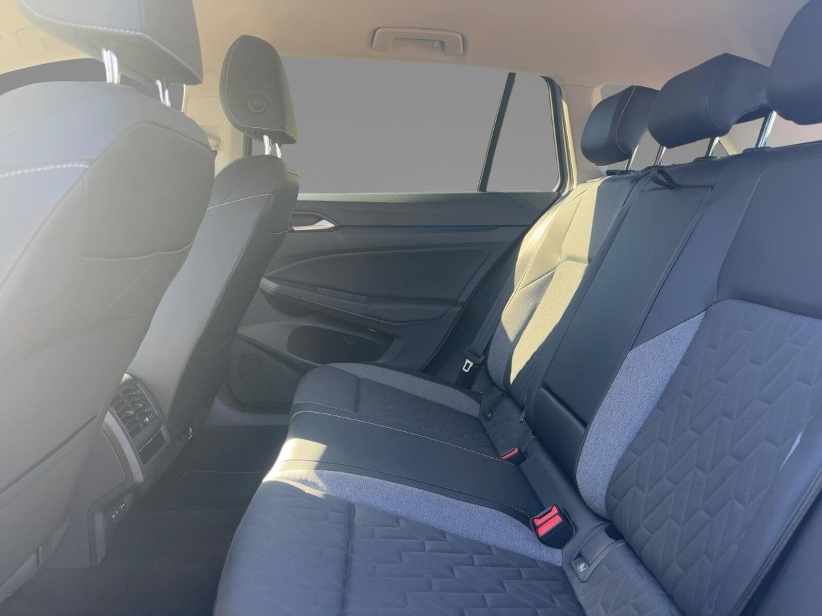 Volkswagen Golf Variant – Bild 9