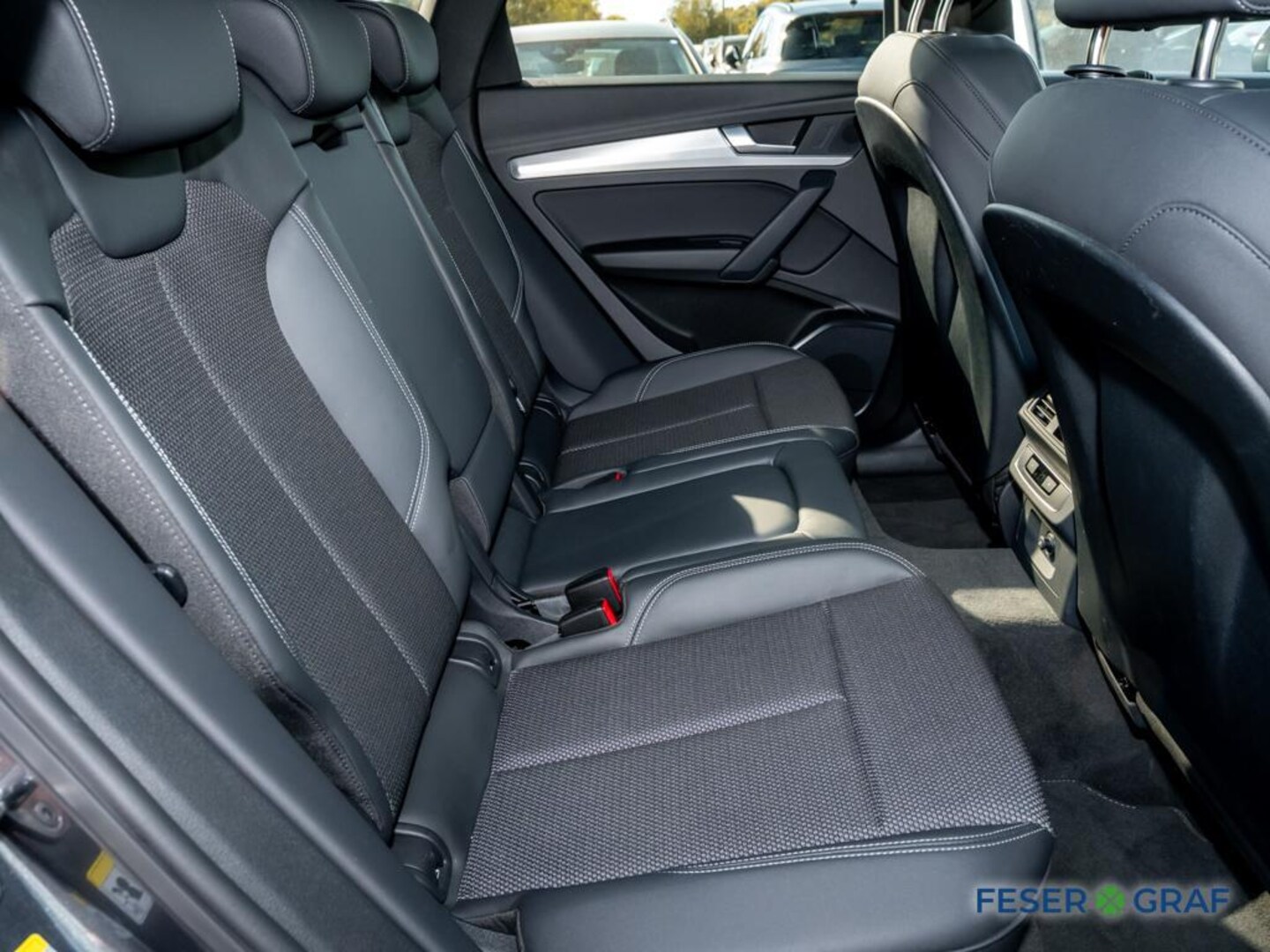 Bild über Audi Q5 Sportback 40 TDI quattro S tronic - für weitere Informationen kontaktieren Sie den Audi Partner