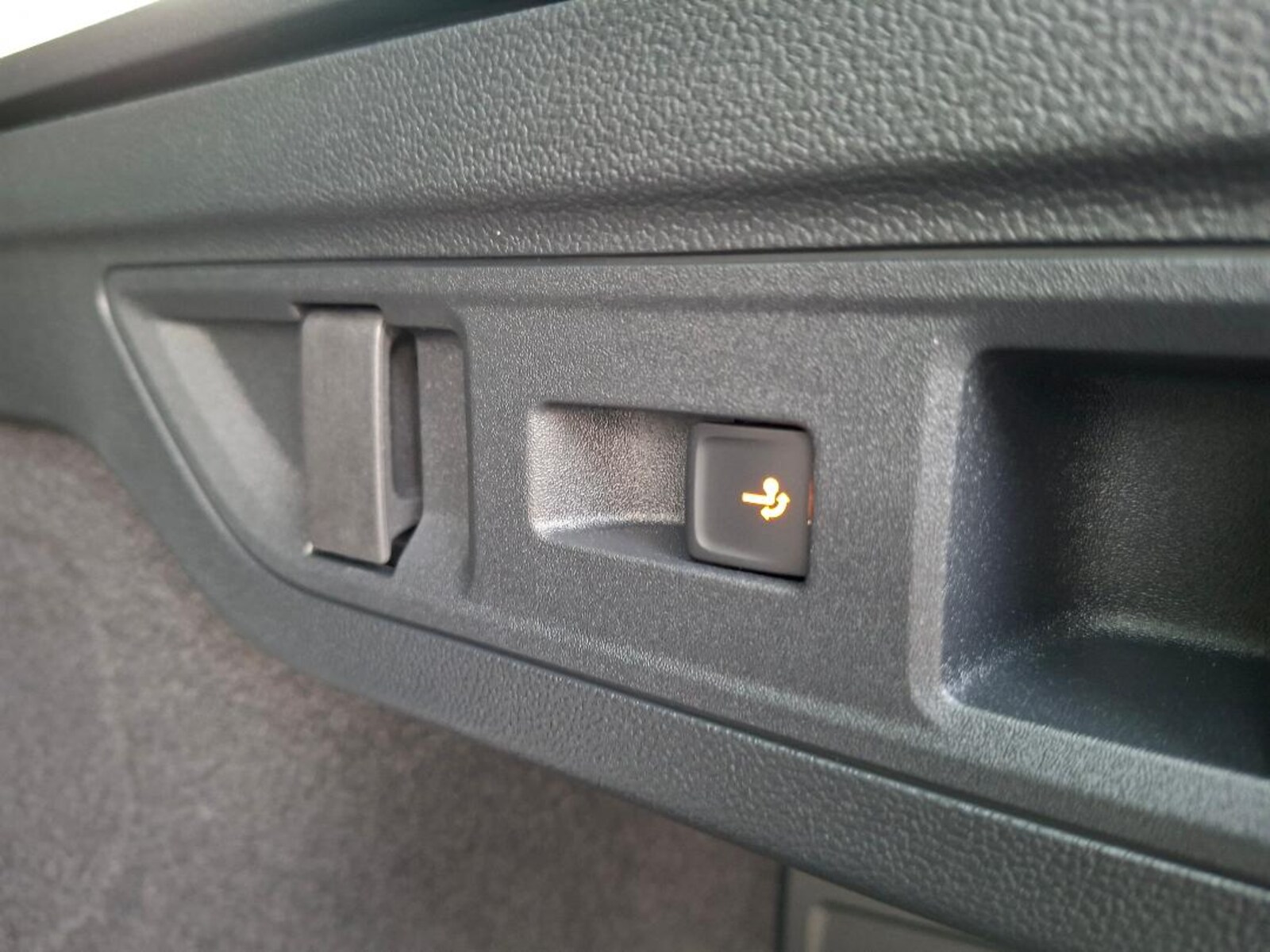 Volkswagen Passat – Bild 23