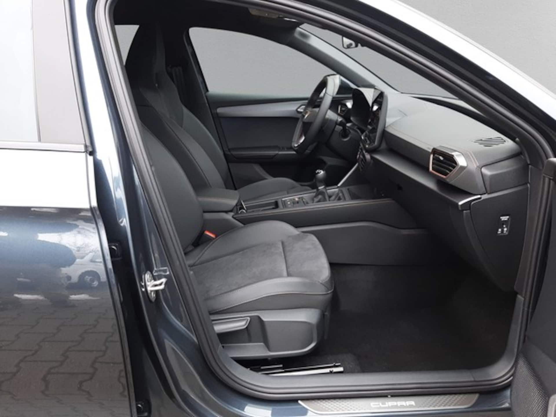 CUPRA Leon