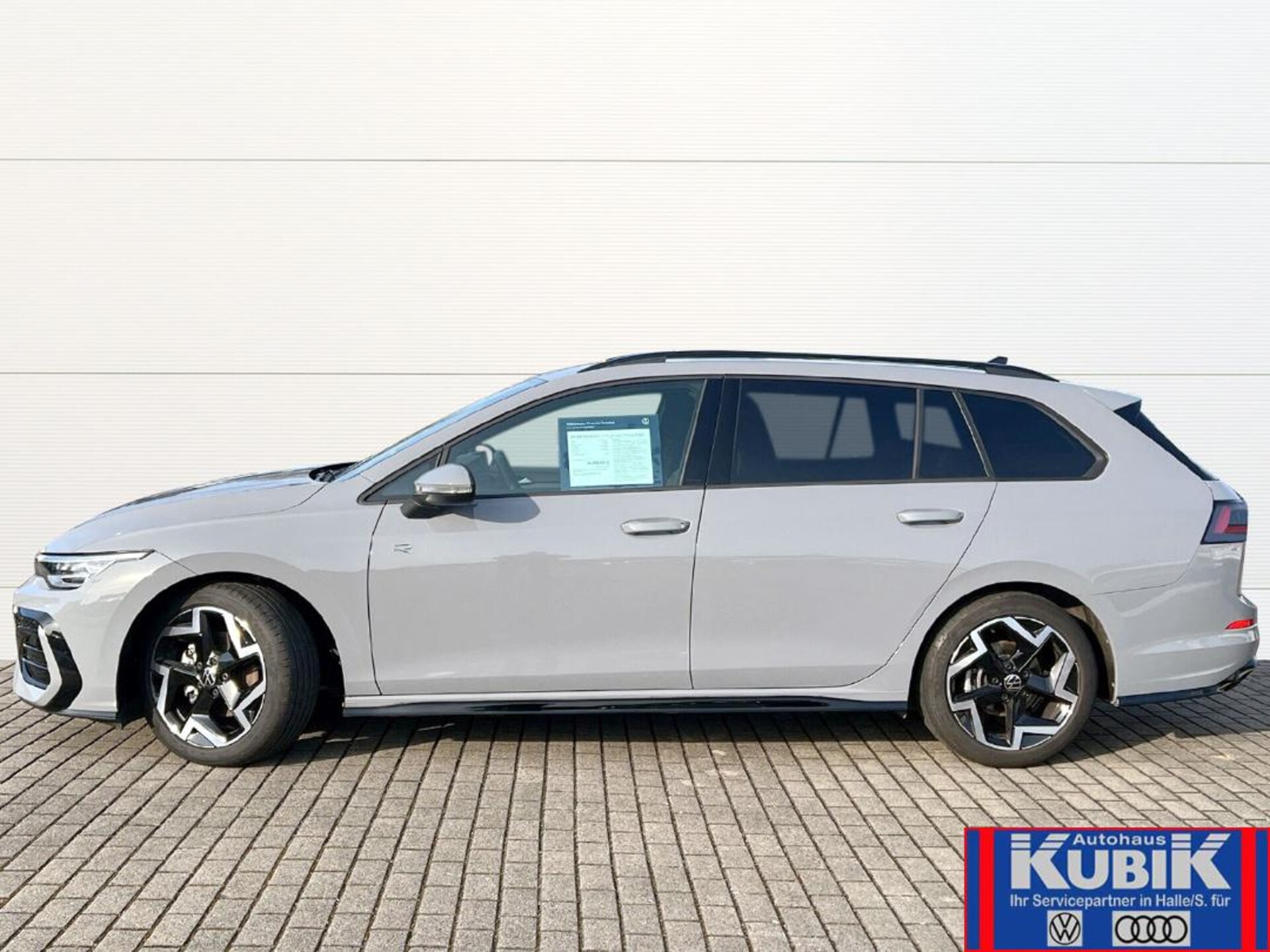 Volkswagen Golf Variant R-Line