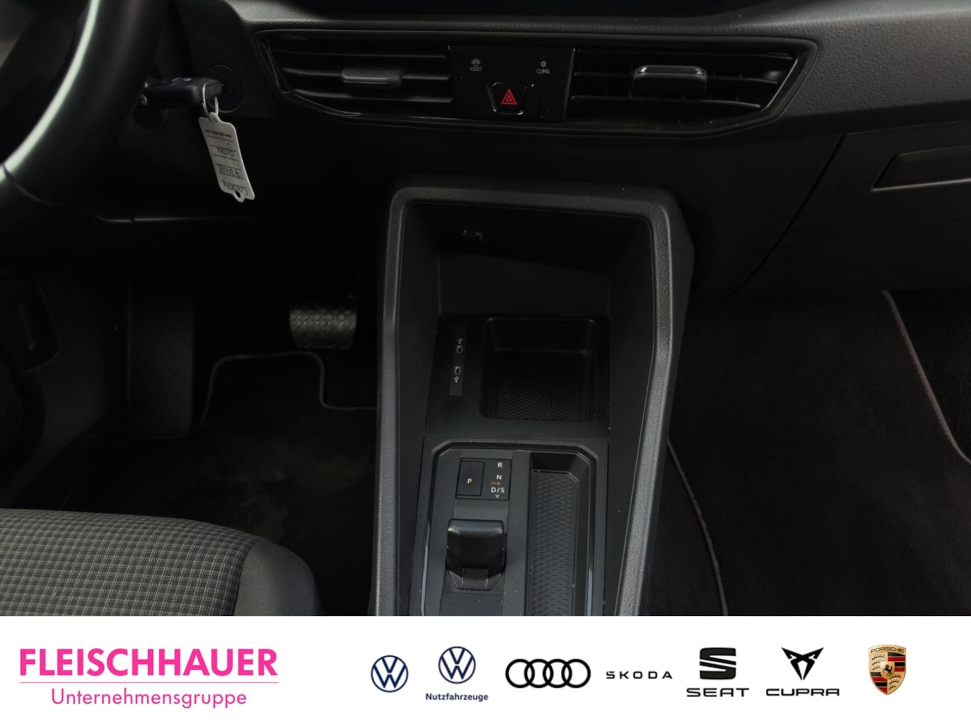 Volkswagen Caddy Maxi Basis-Modell