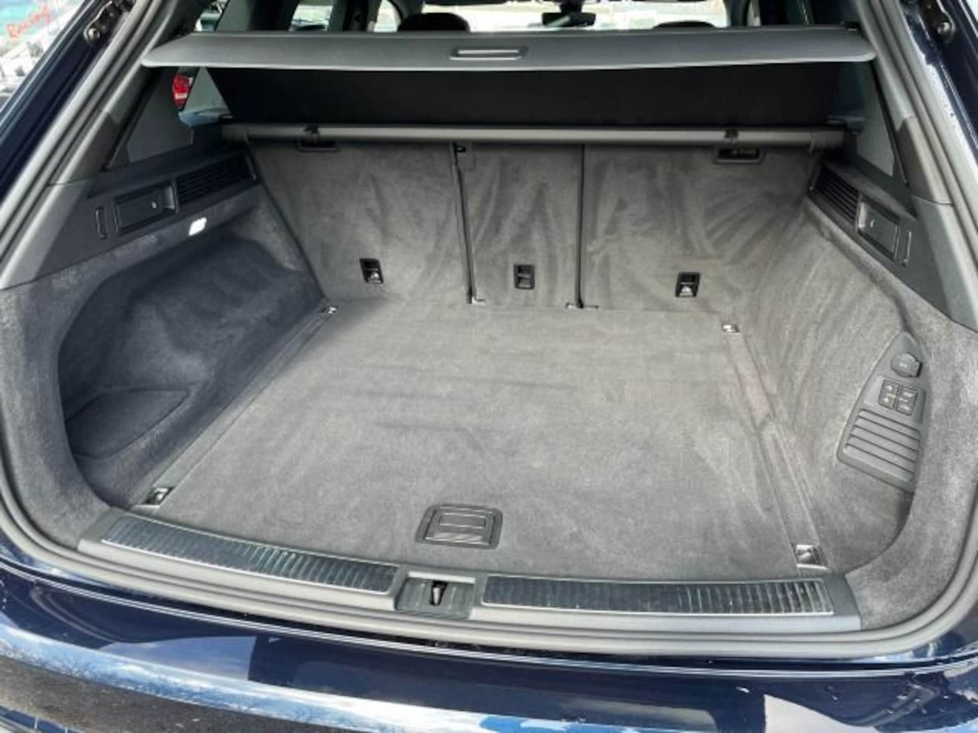 Volkswagen Touareg Elegance