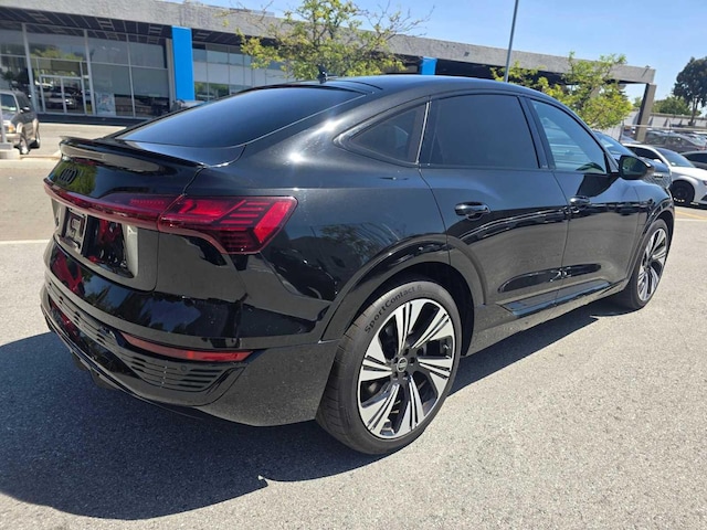 2024 Audi Q8 Sportback e-tron