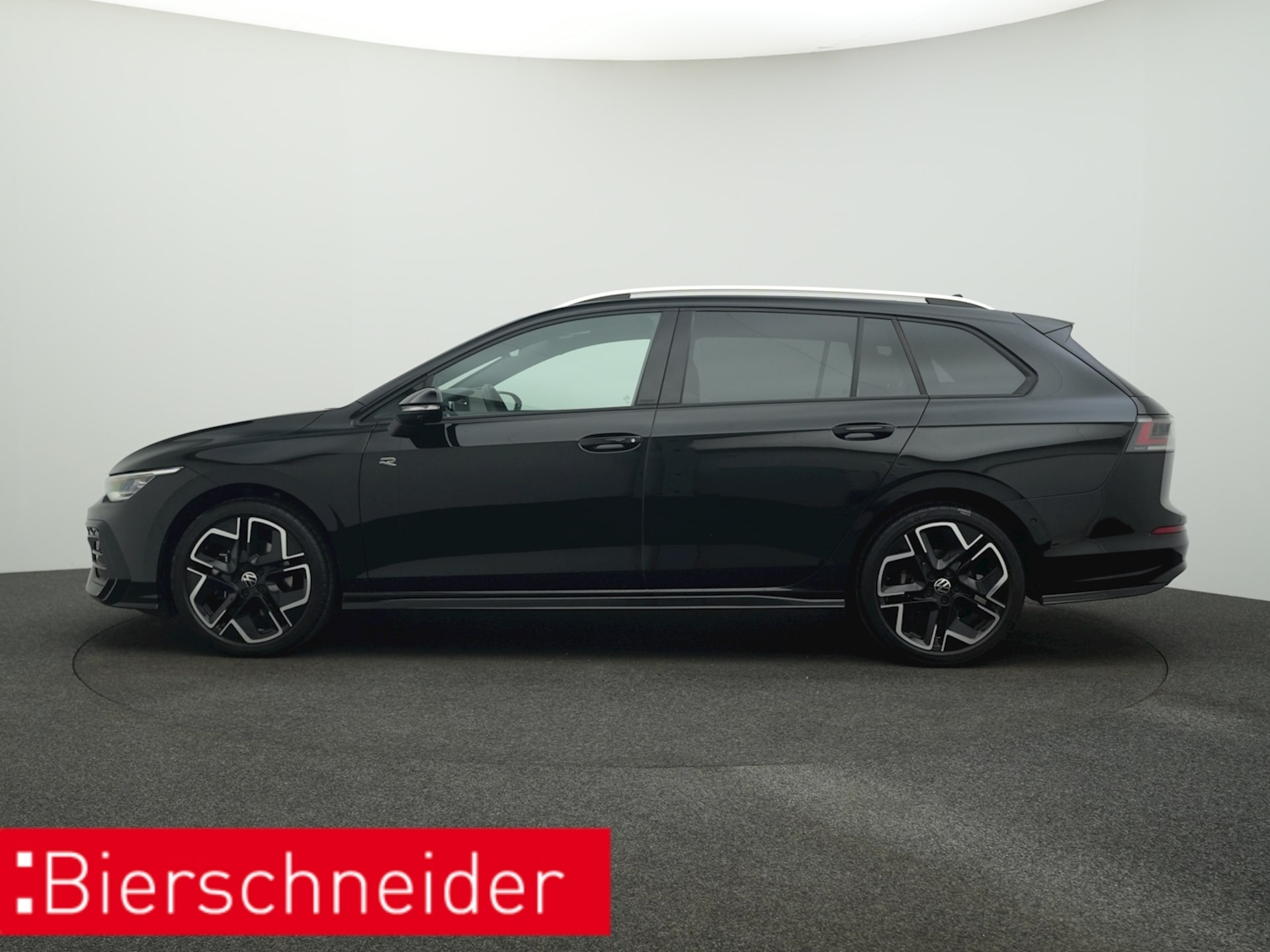 Volkswagen Golf Variant R-Line