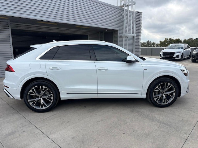 2023 Audi Q8
