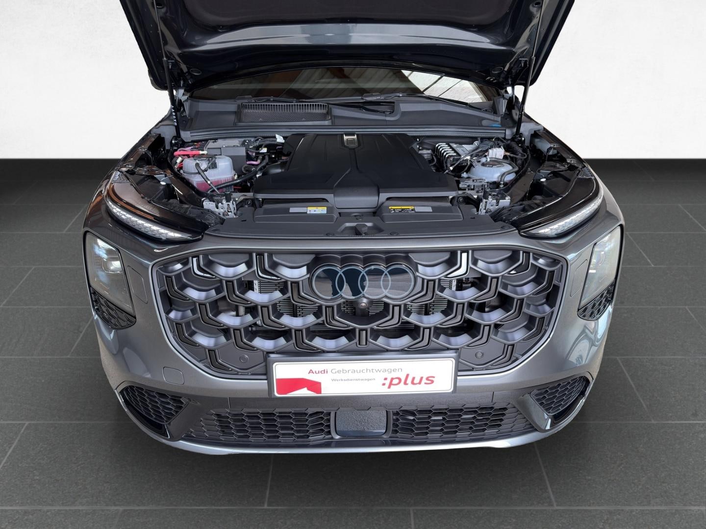 Bild über Audi Q7 SUV TDI quattro 220 kW tiptronic - für weitere Informationen kontaktieren Sie den Audi Partner