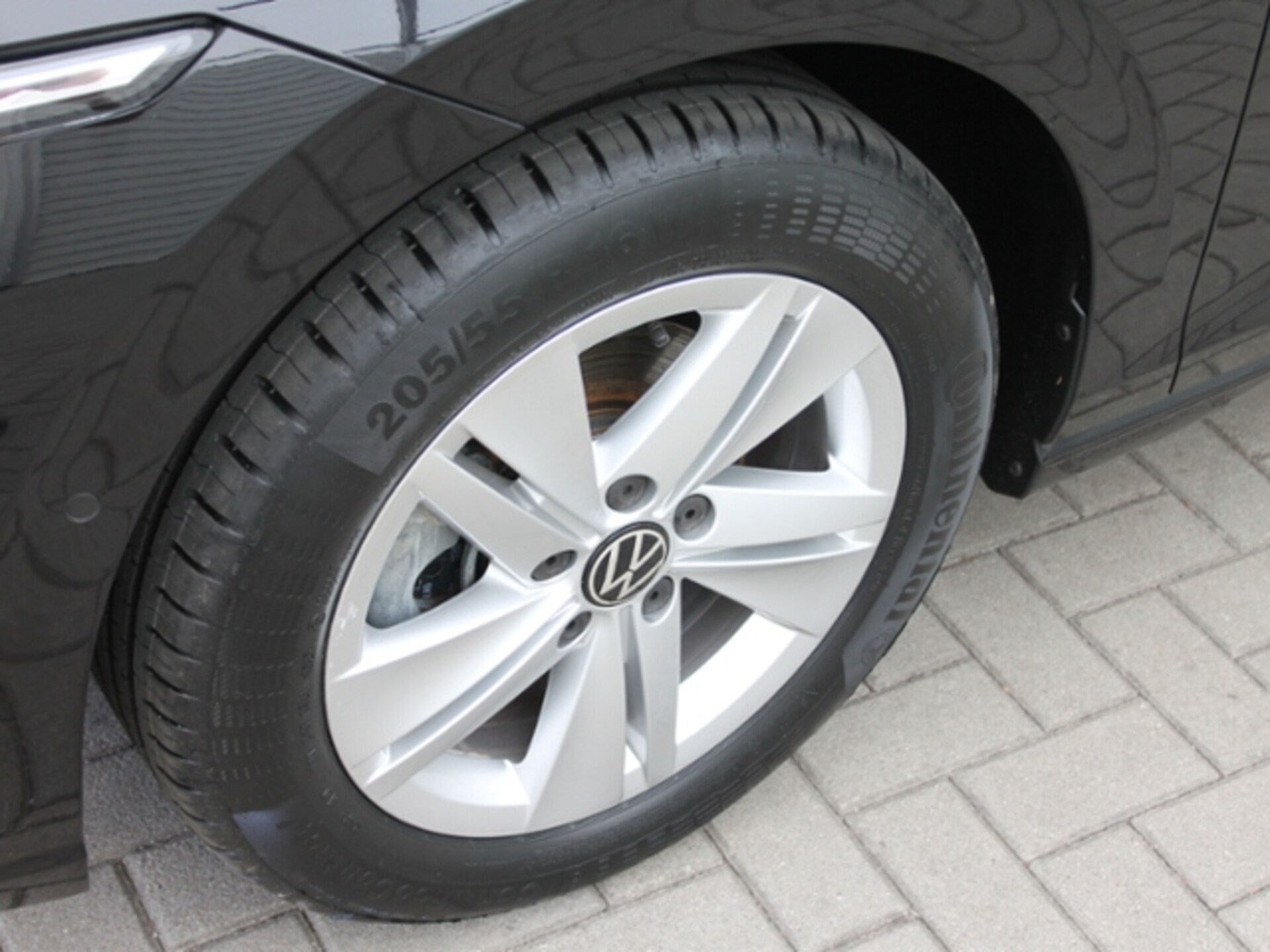 Volkswagen Golf Life