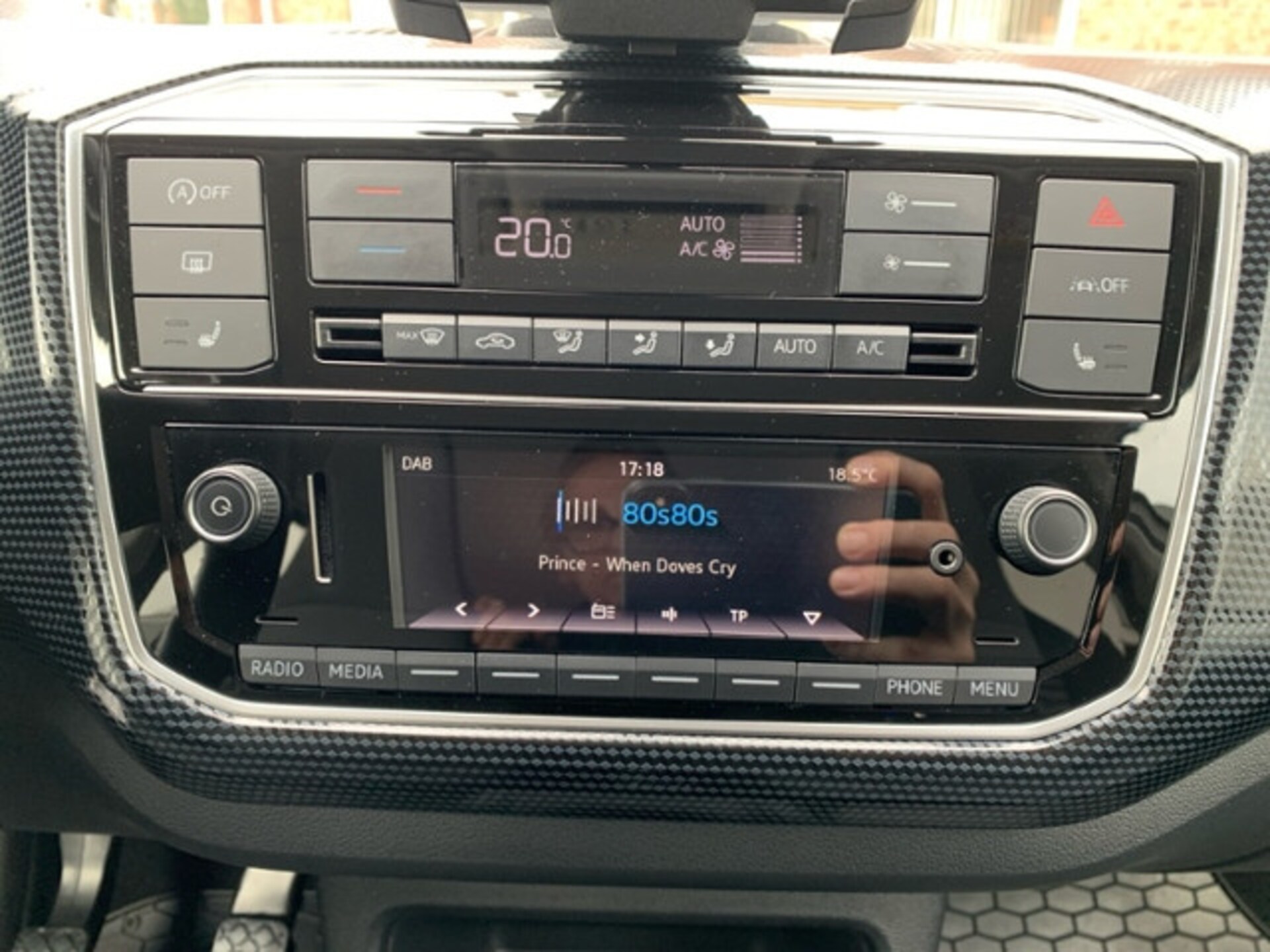 Volkswagen up! R-Line