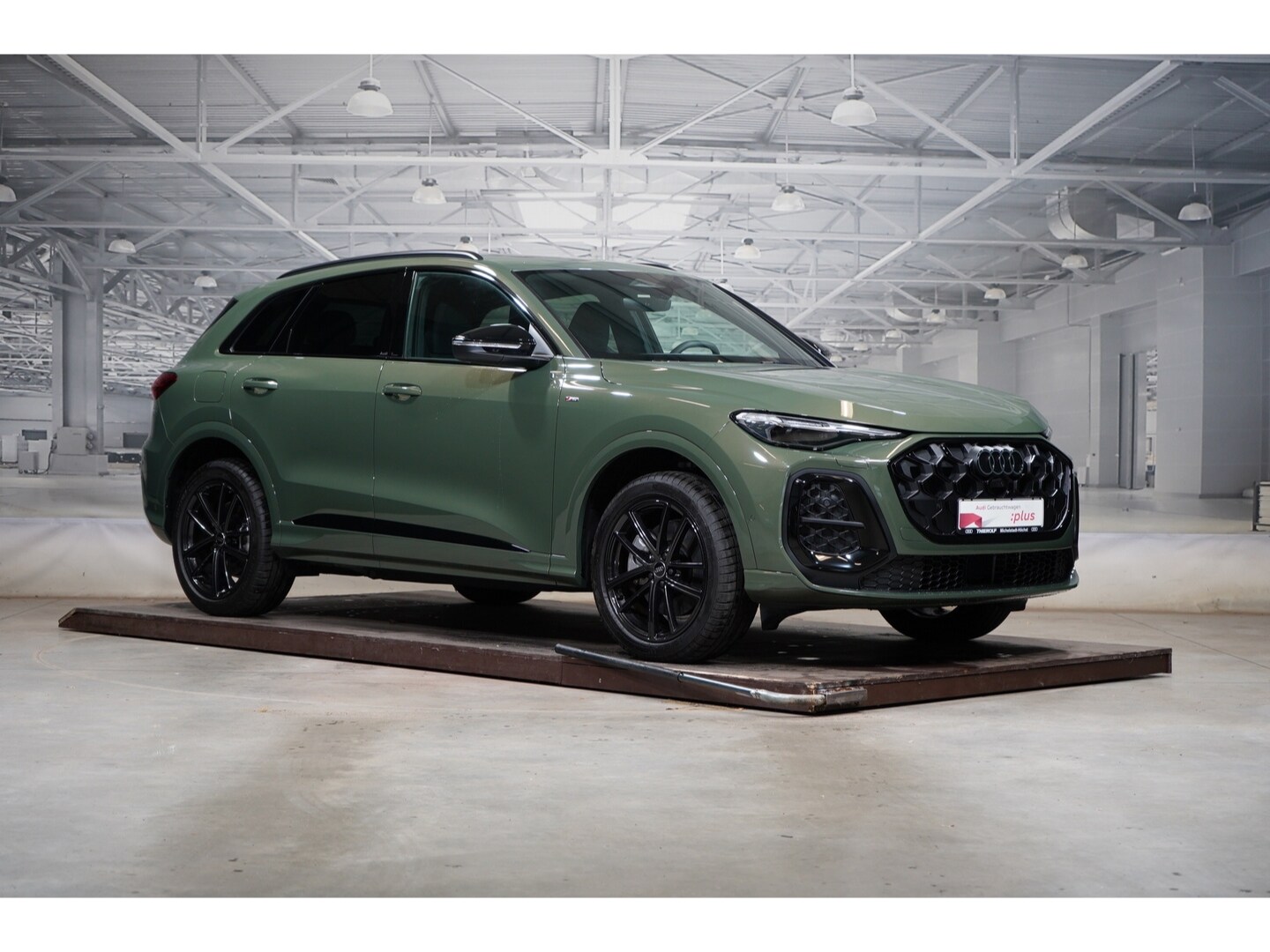 Bild über Audi Q5 SUV TDI quattro 150 kW S tronic - für weitere Informationen kontaktieren Sie den Audi Partner