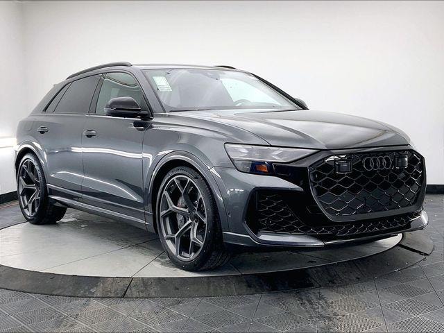 2026 Audi RS Q8 SUV performance