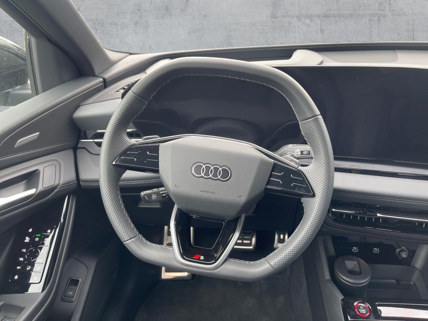 Bild über Audi SQ6 SUV e-tron e-tron quattro - für weitere Informationen kontaktieren Sie den Audi Partner