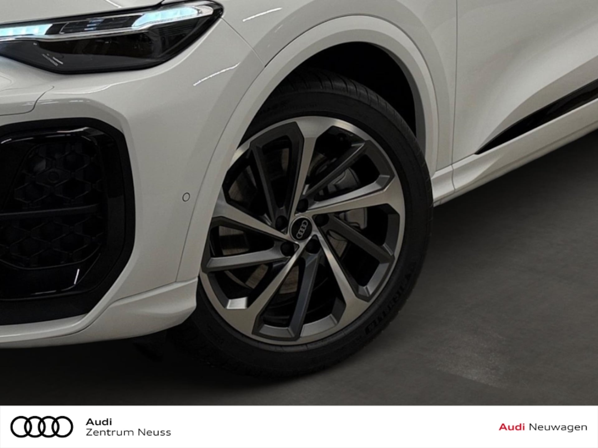 Audi Q5 SUV e-hybrid