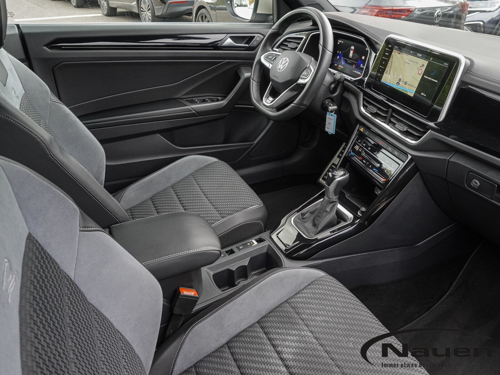 Volkswagen T-Roc Cabriolet – Bild 7