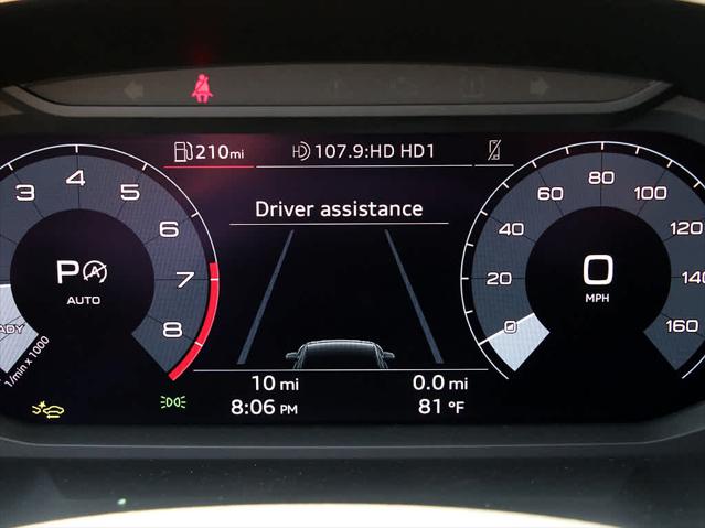 2025 AUDI Q3 - Image 18