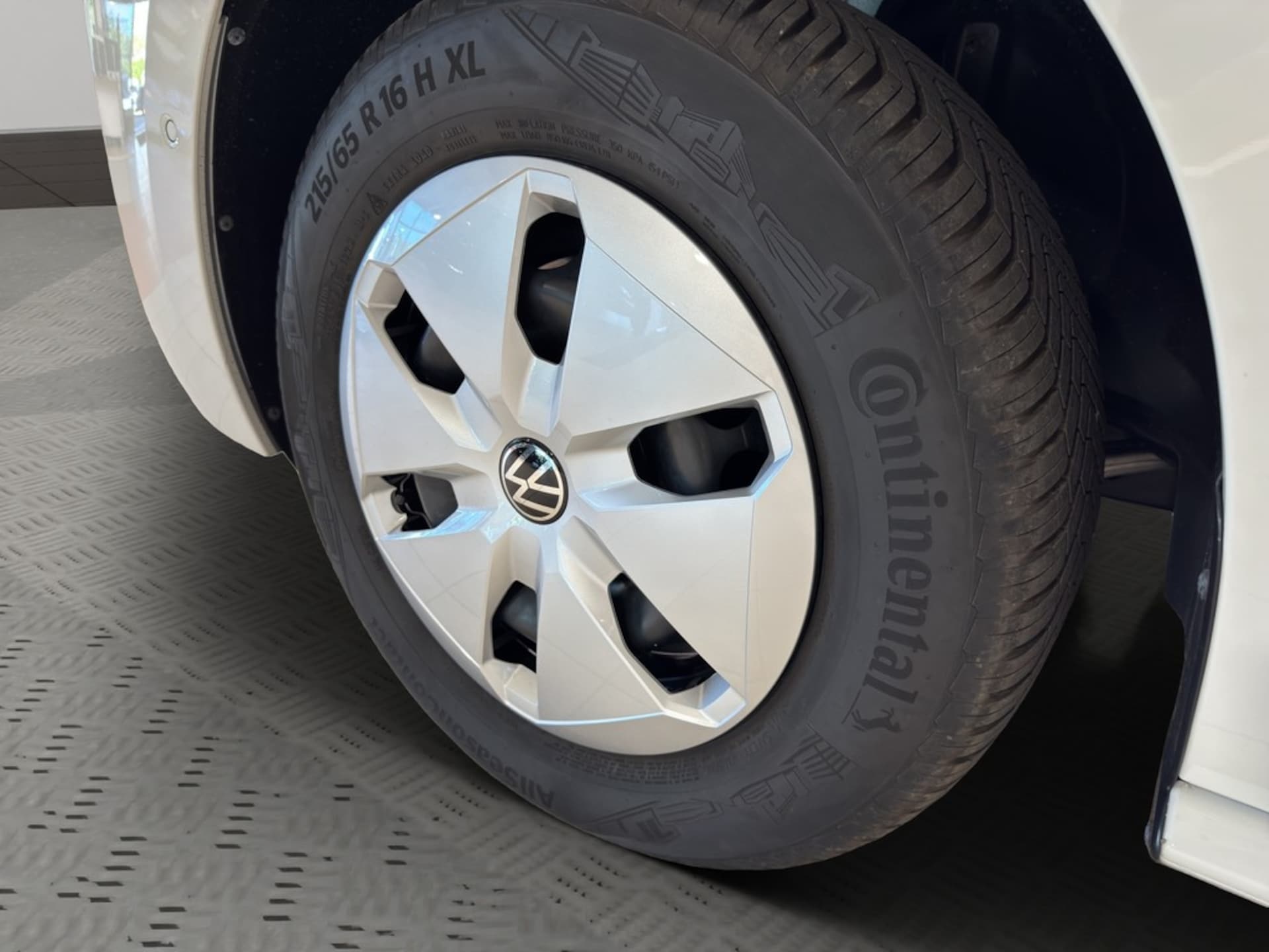 Volkswagen California Beach Camper