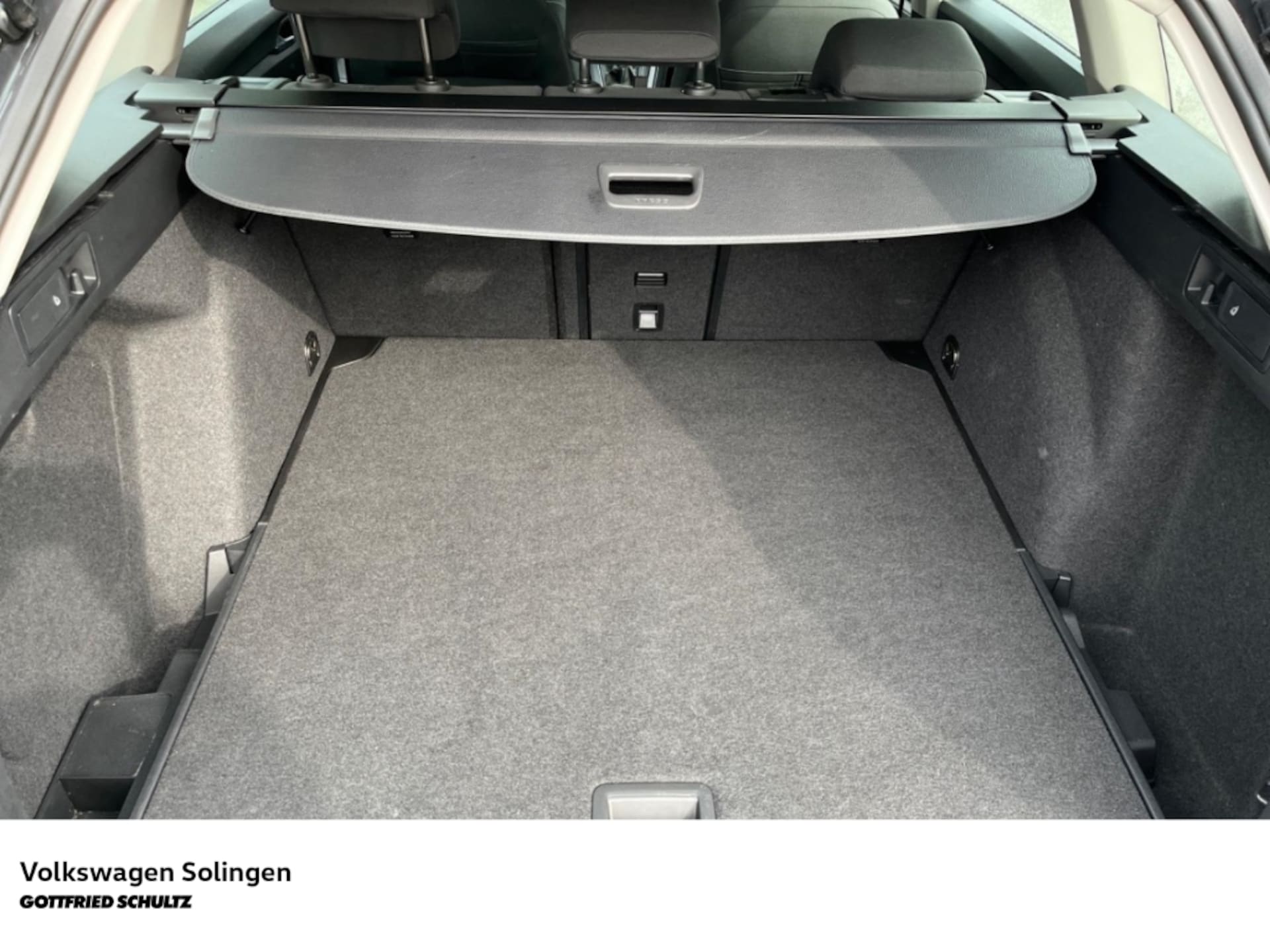 Volkswagen Golf Variant Life
