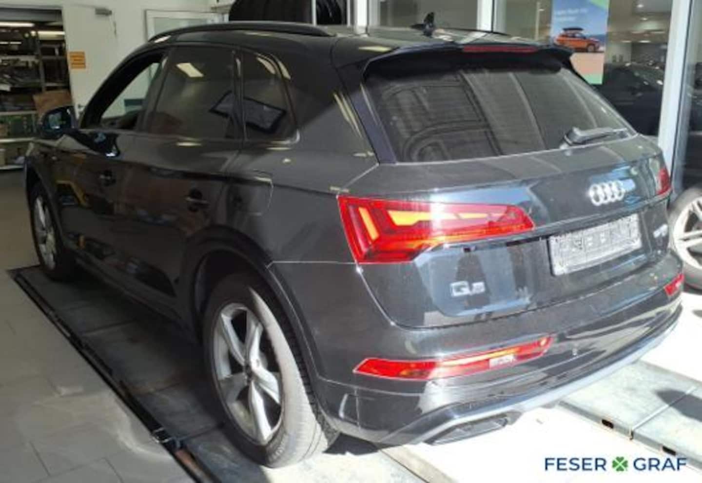 Bild über Audi Q5 TFSI e S line 55 TFSI e quattro S tronic - für weitere Informationen kontaktieren Sie den Audi Partner