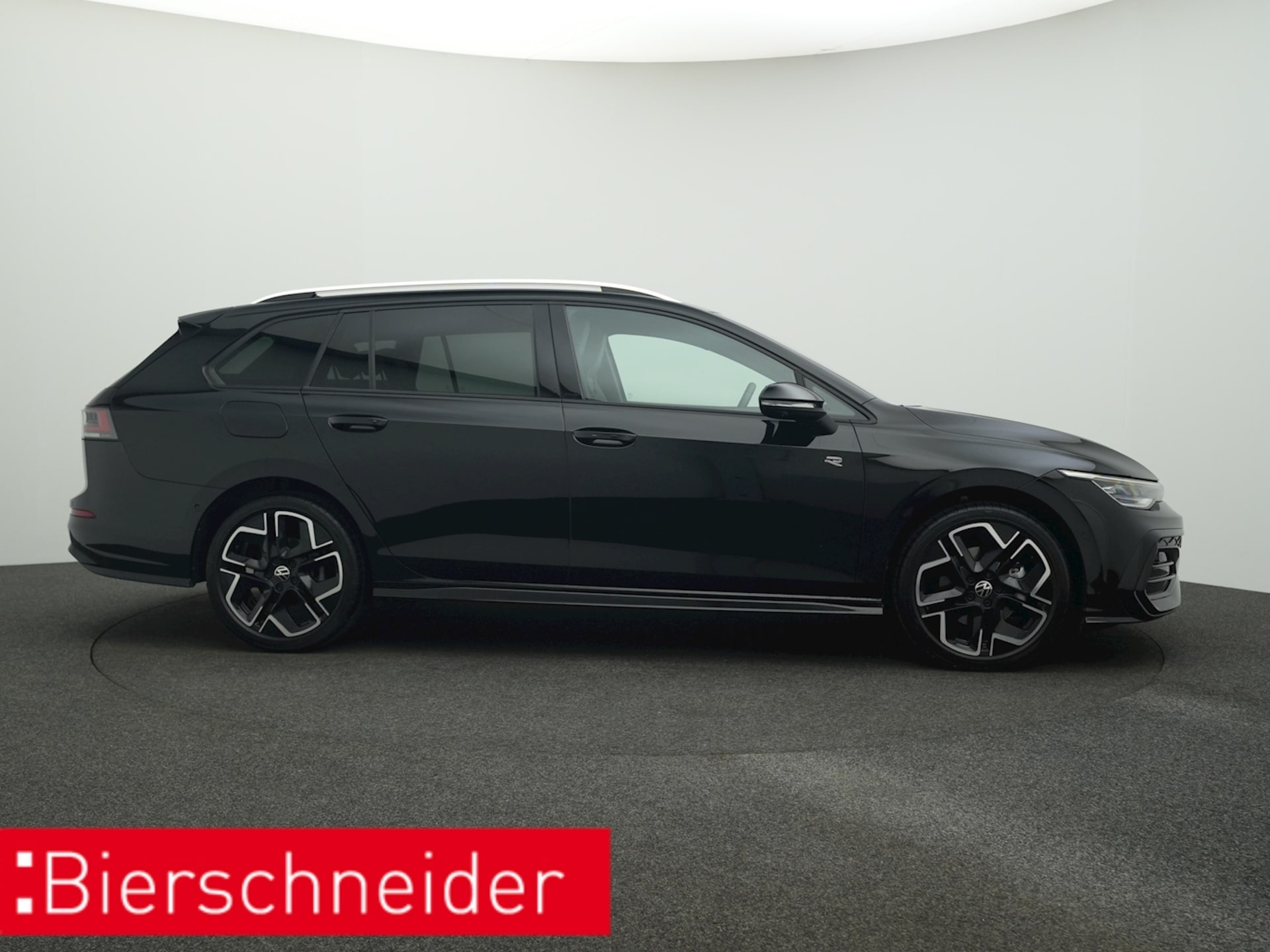 Volkswagen Golf Variant R-Line