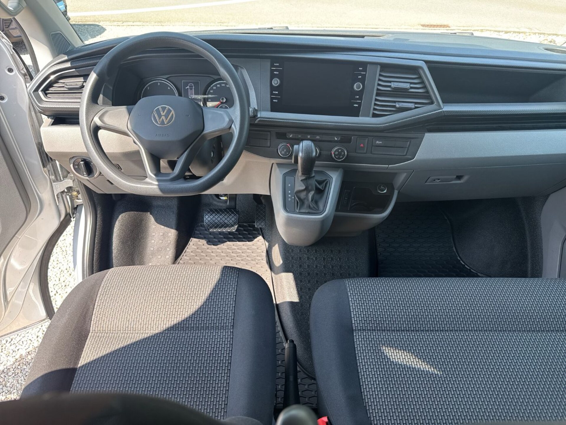 Volkswagen T6.1 Transporter Kasten kurzer Radstand
