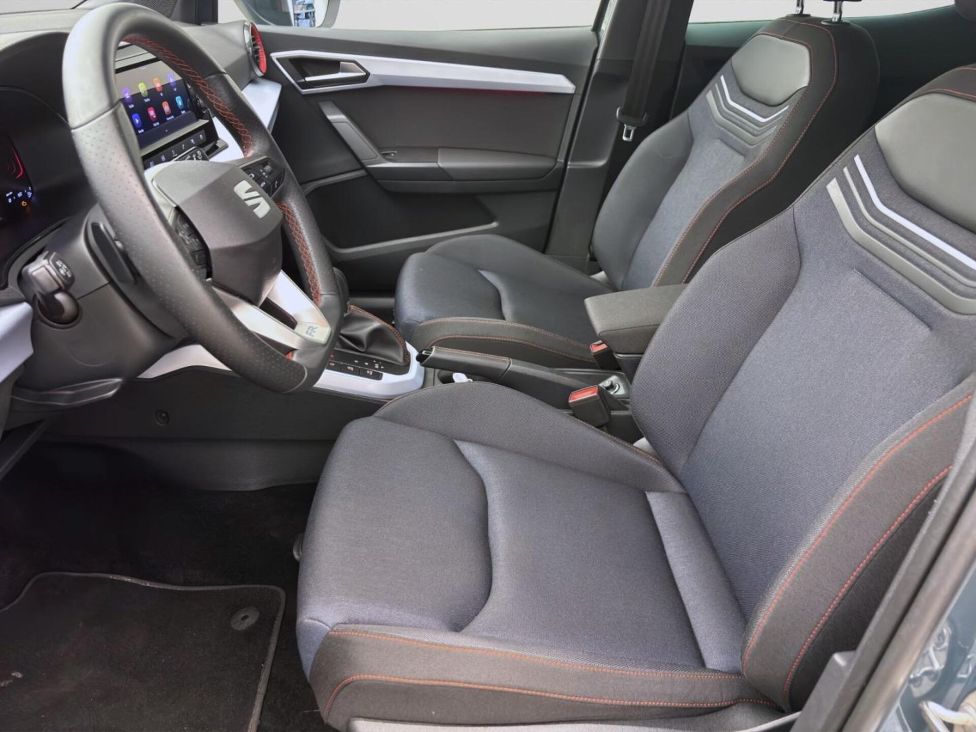SEAT Arona FR