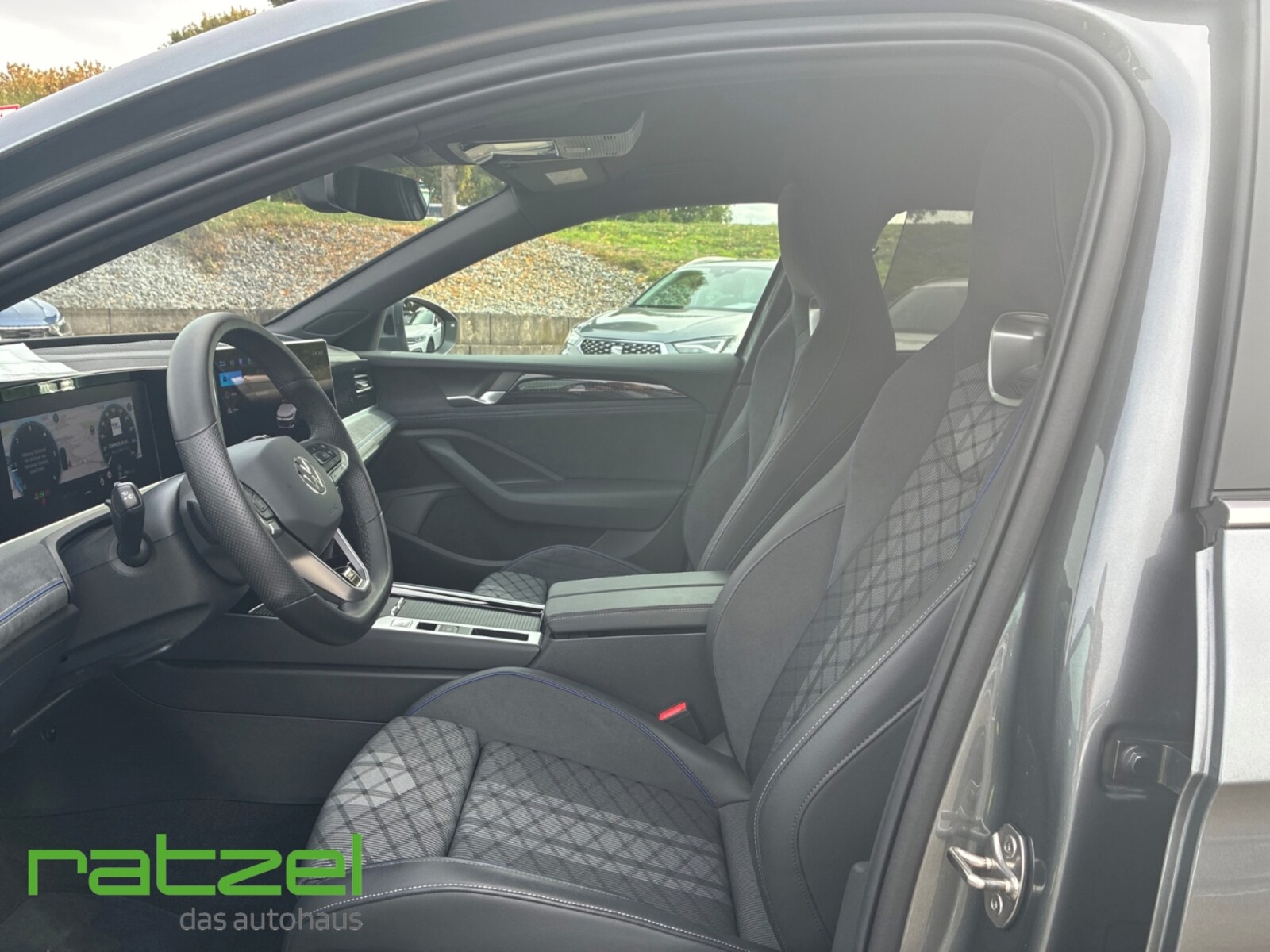 Volkswagen Passat – Bild 7