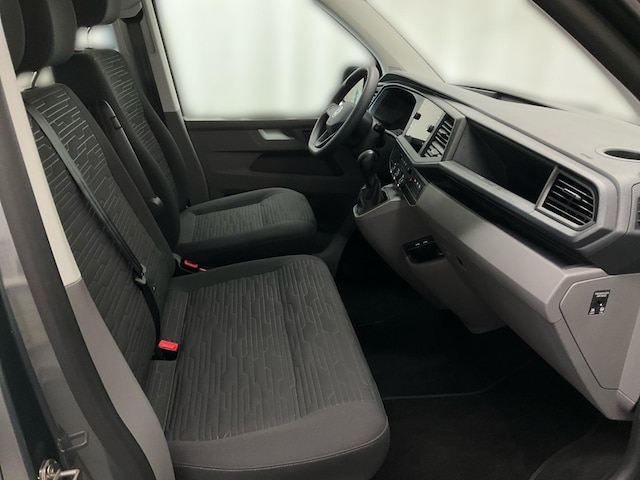 Volkswagen T6.1 Caravelle larger