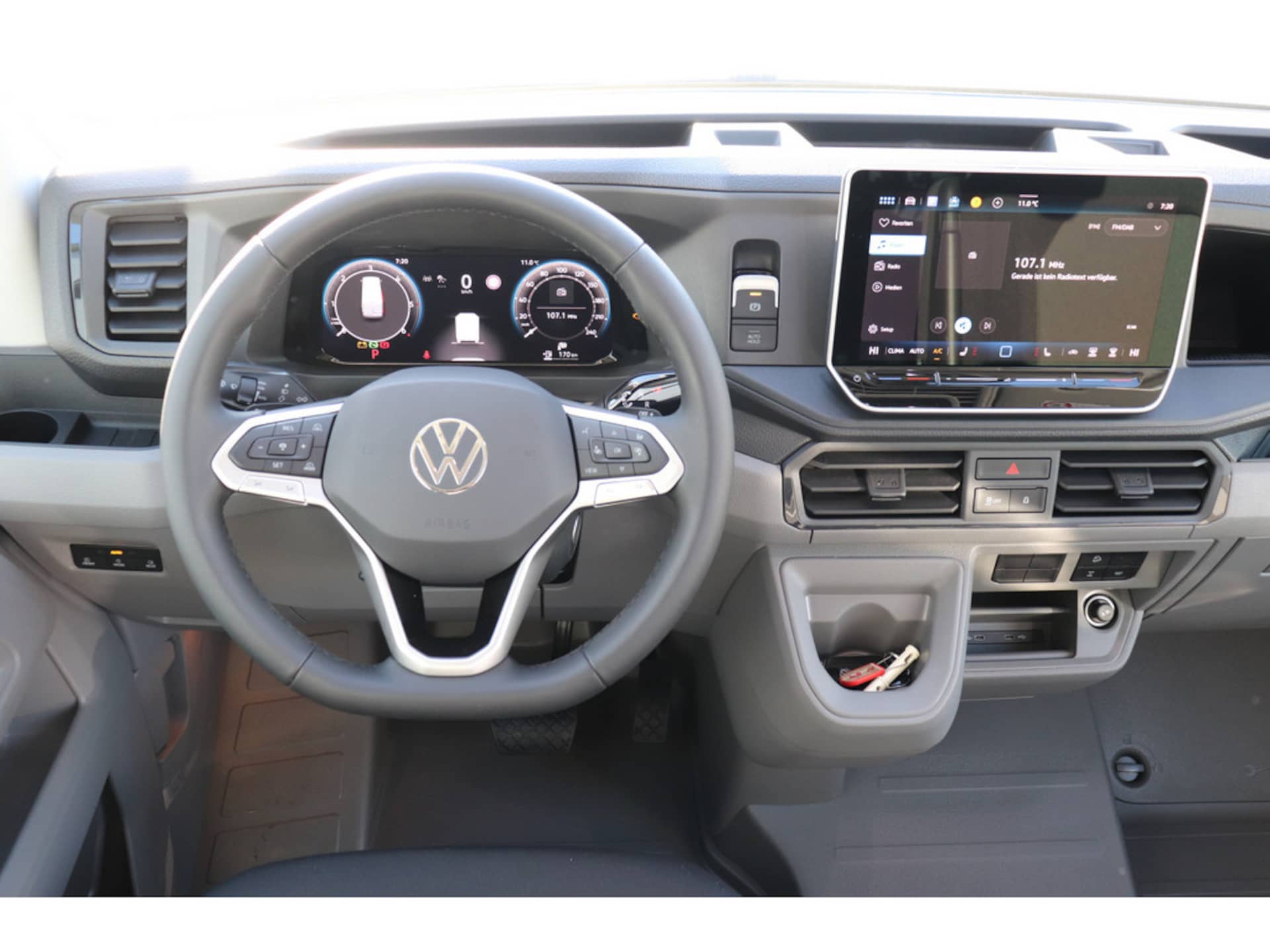 Volkswagen Crafter Kasten langer Radstand