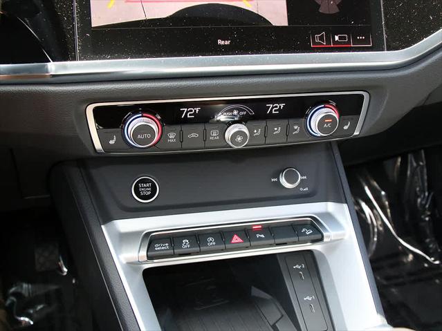 2025 AUDI Q3 - Image 21