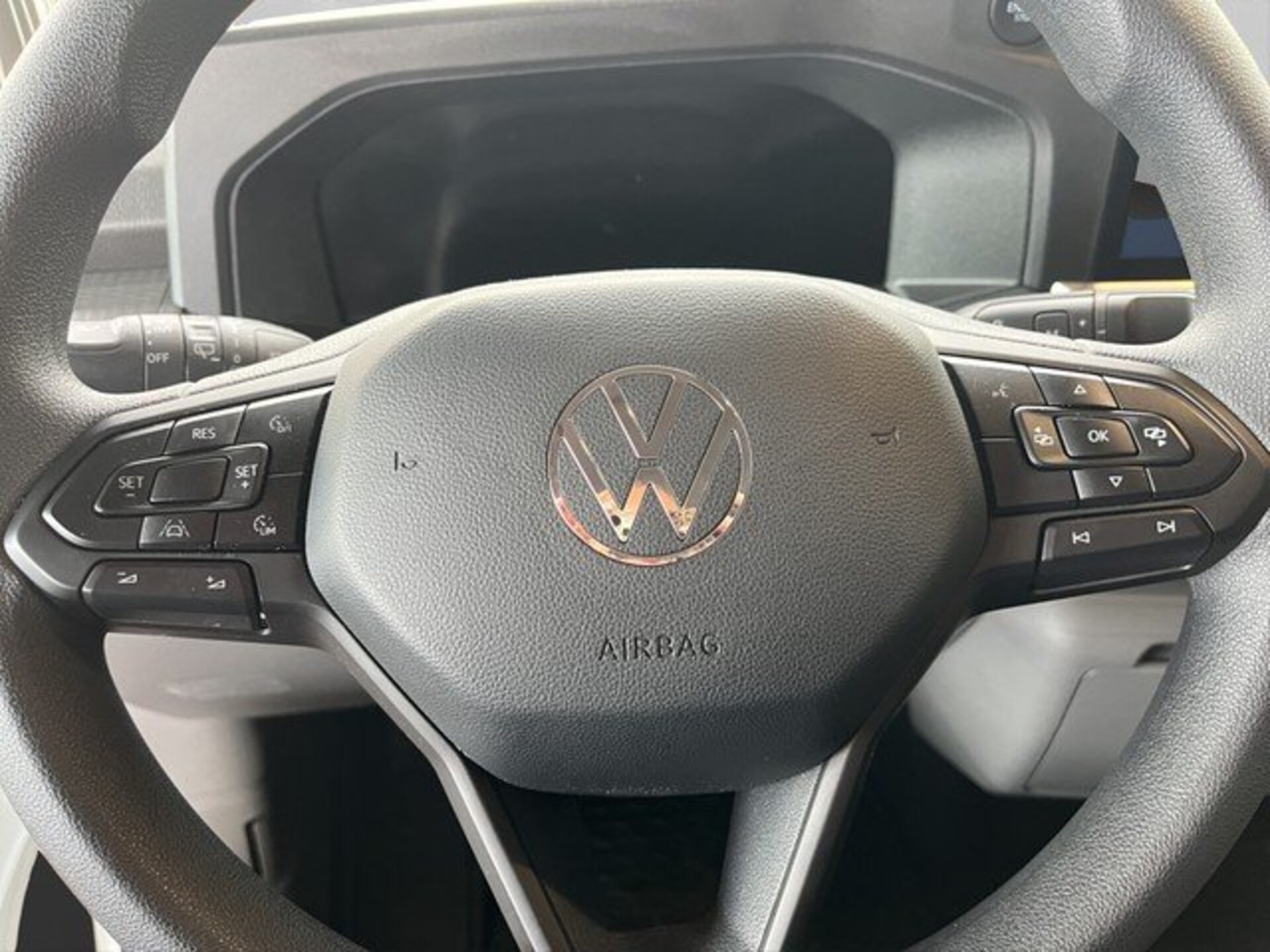 Volkswagen Transporter Kombi kurzer Radstand