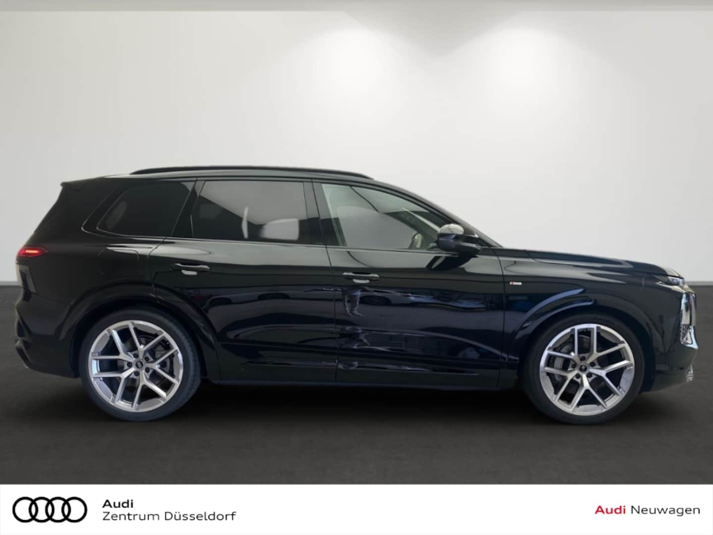 Bild über Audi Q7 SUV TDI quattro 220 kW tiptronic - für weitere Informationen kontaktieren Sie den Audi Partner