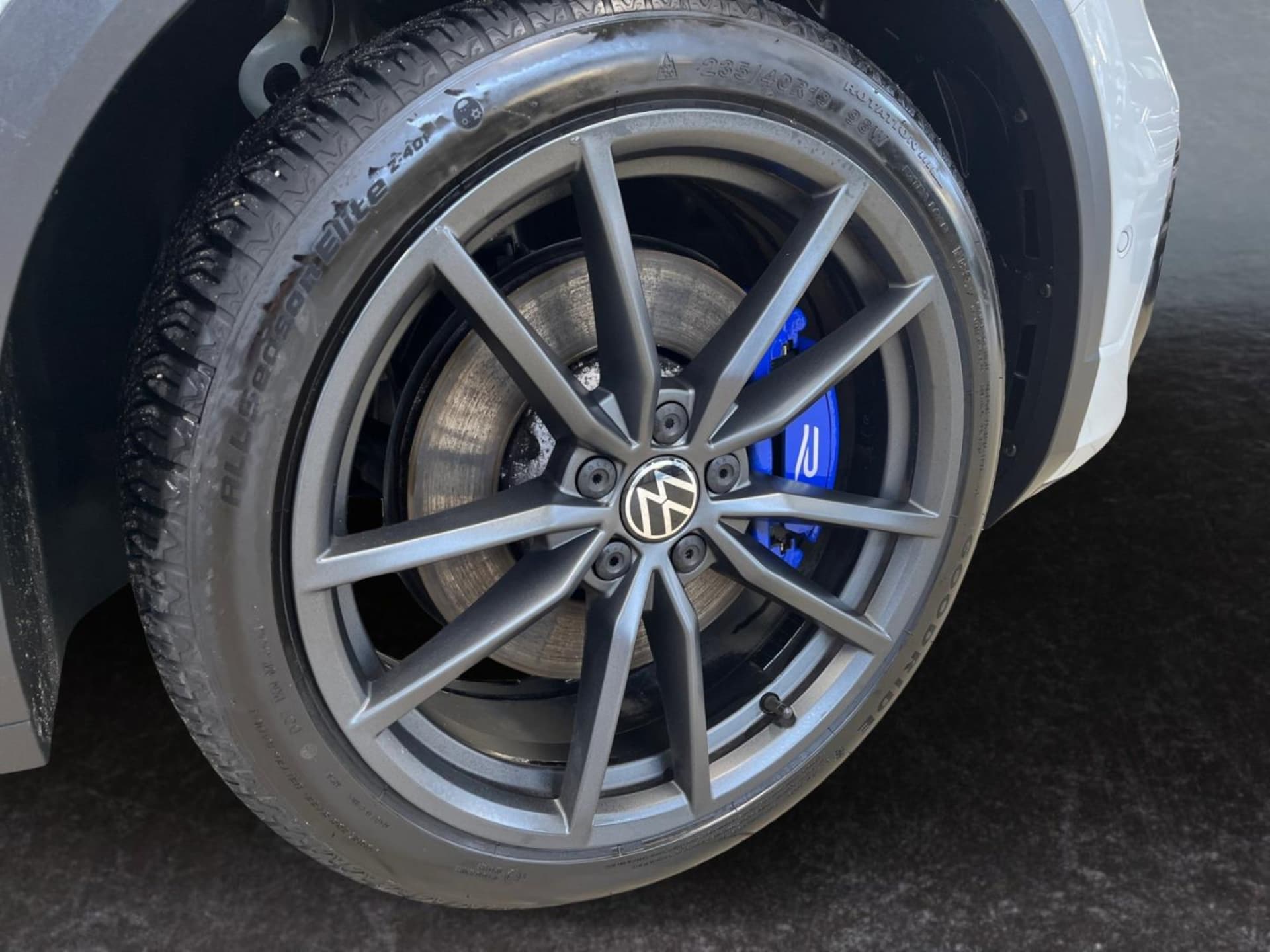Volkswagen T-Roc R