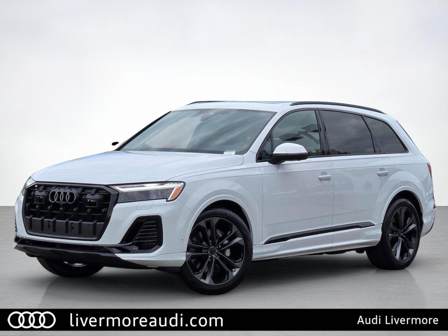 2026 Audi Q7 55 Premium Plus quattro Tiptronic's photo